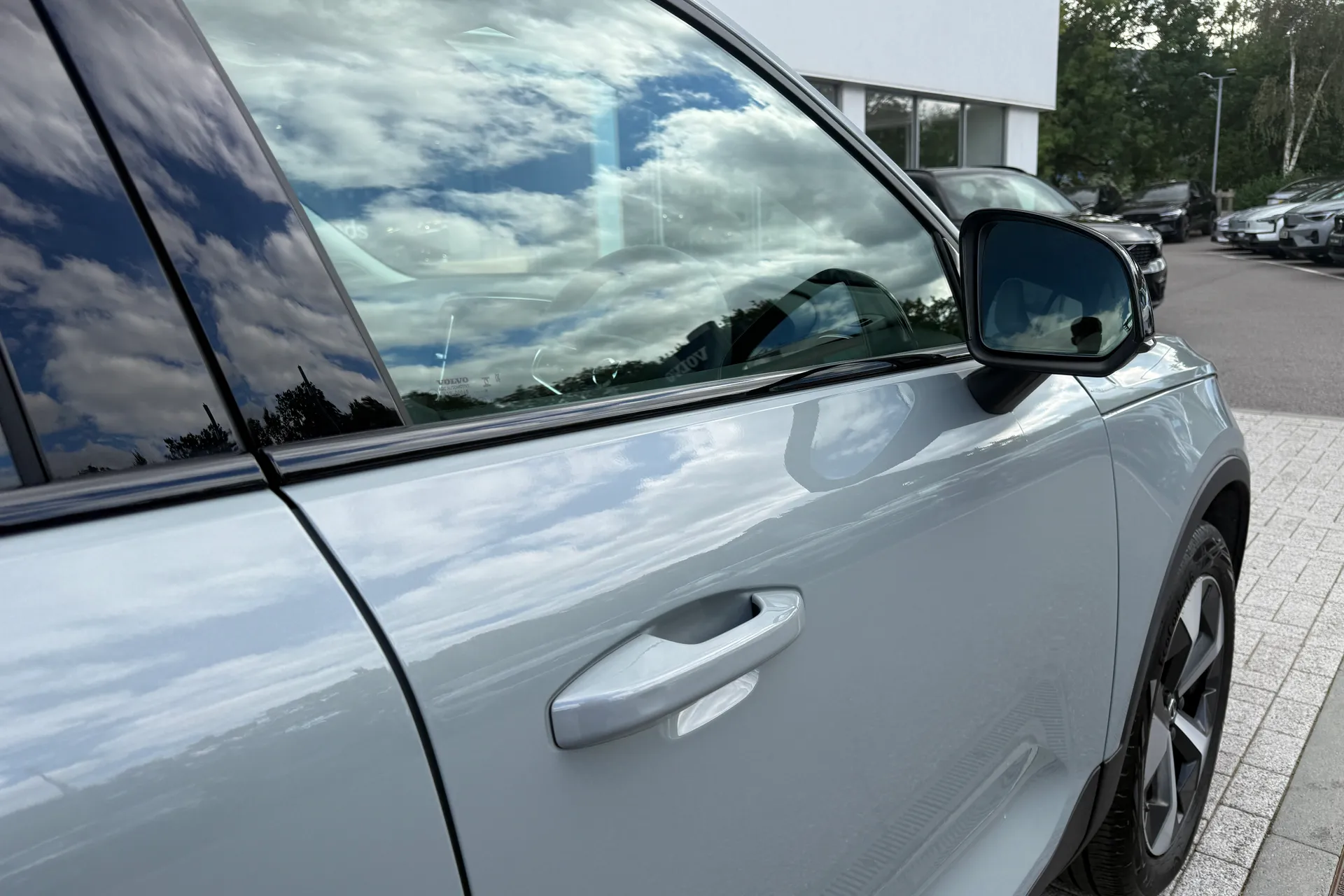 Volvo XC40 thumbnail image number 15