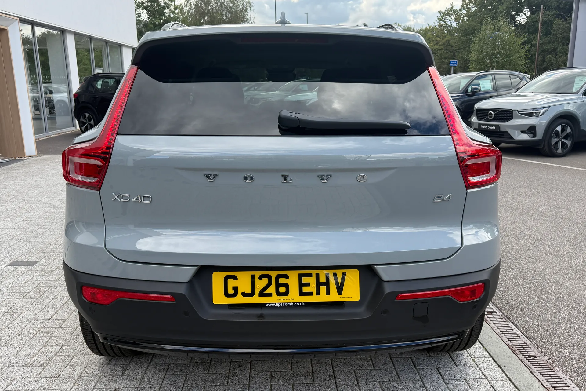 Volvo XC40 thumbnail image number 9