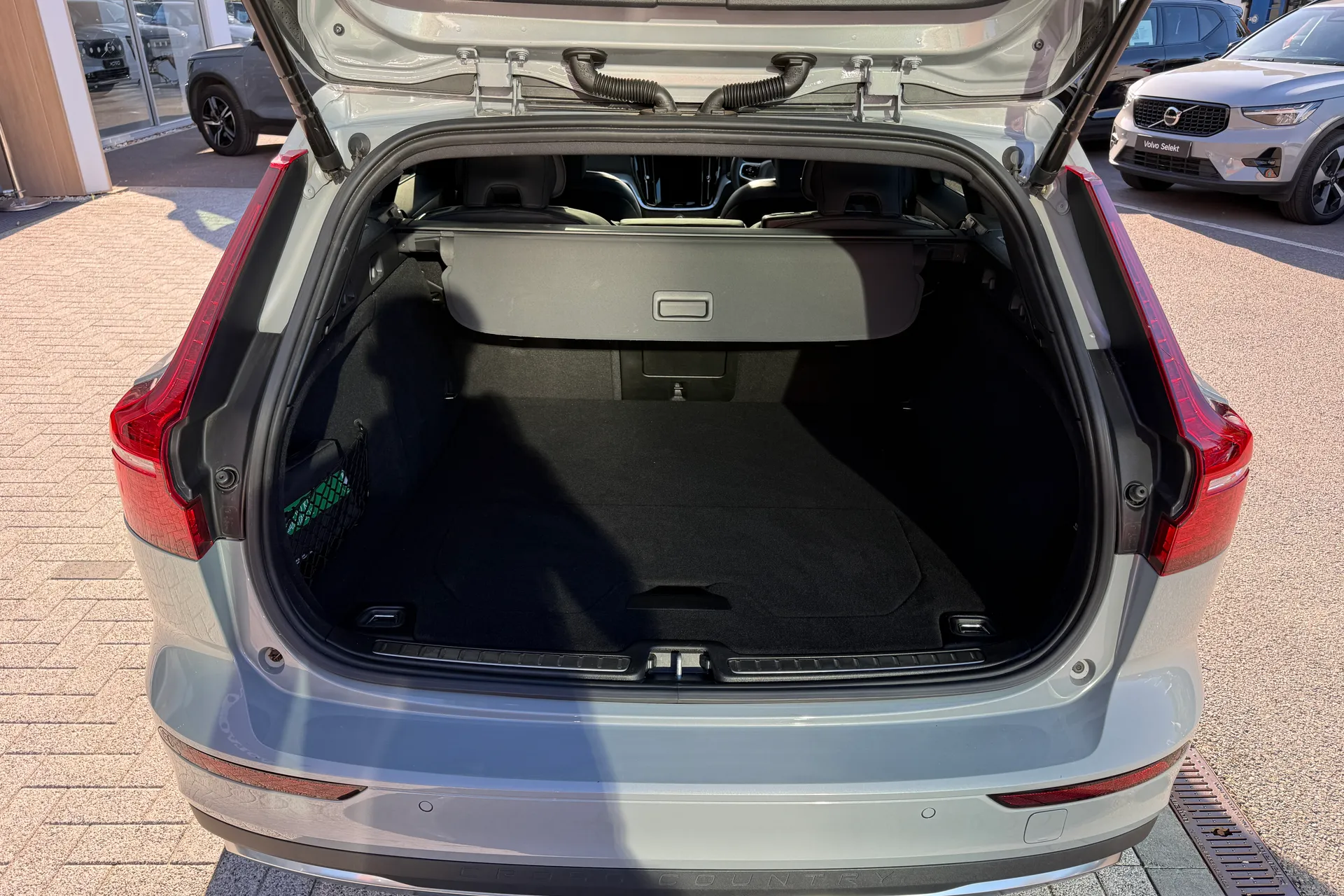 Volvo V60 thumbnail image number 20