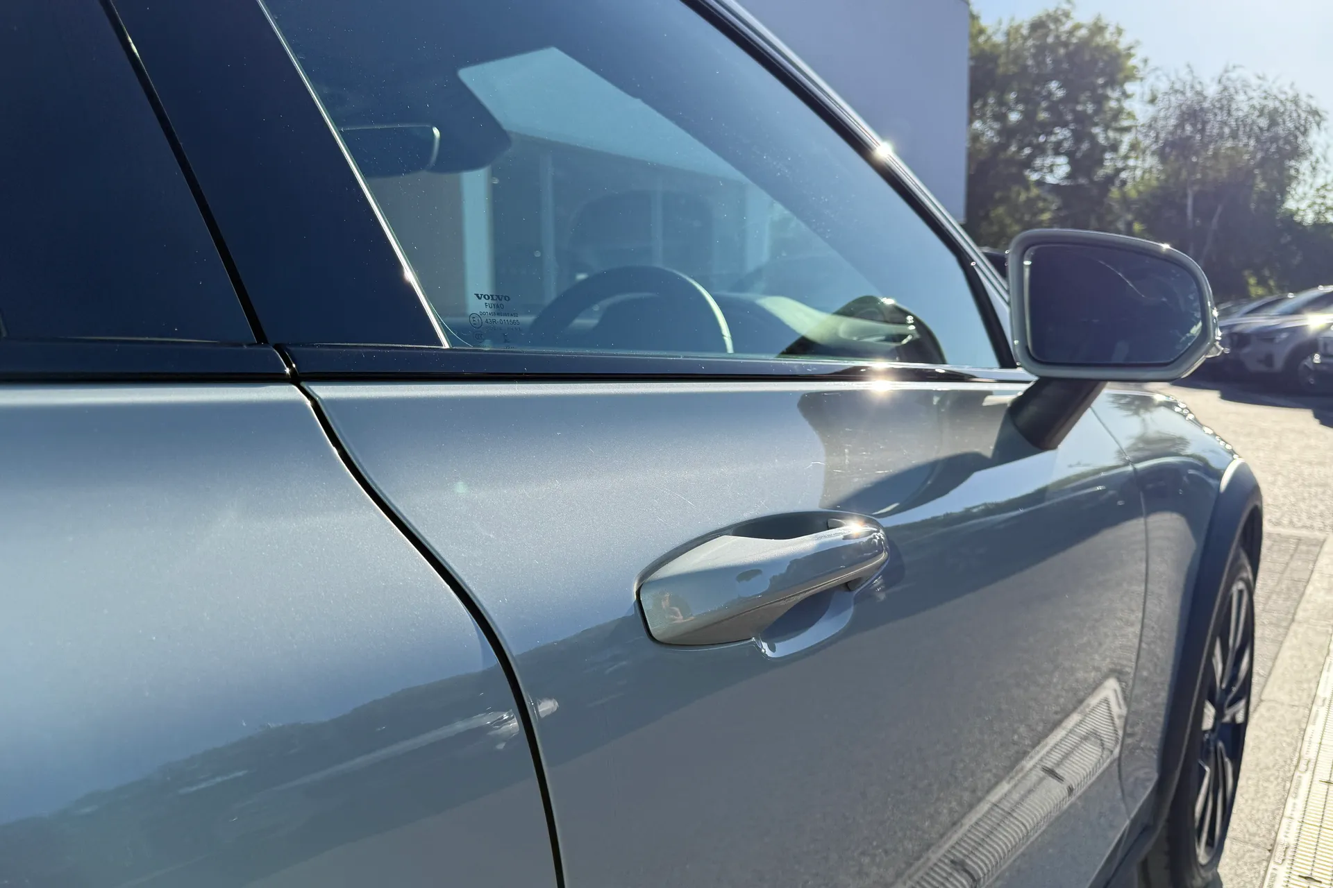 Volvo V60 thumbnail image number 15