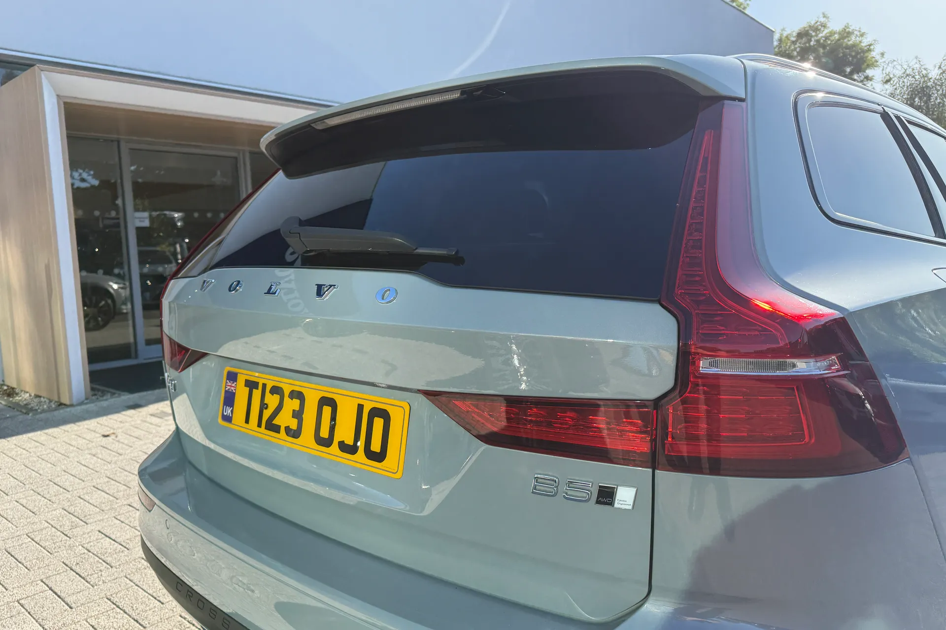 Volvo V60 thumbnail image number 18