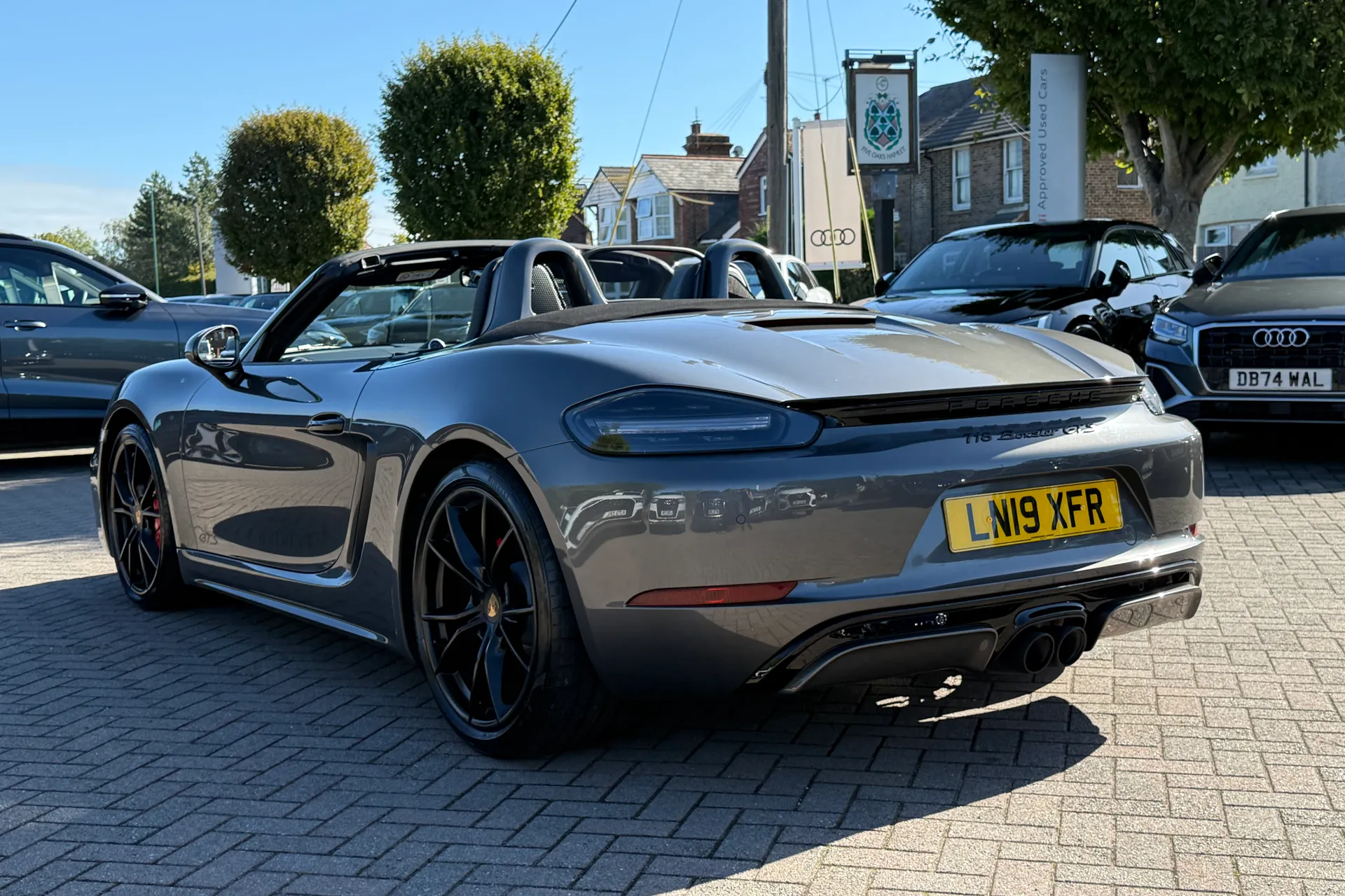 Porsche BOXSTER thumbnail image number 30