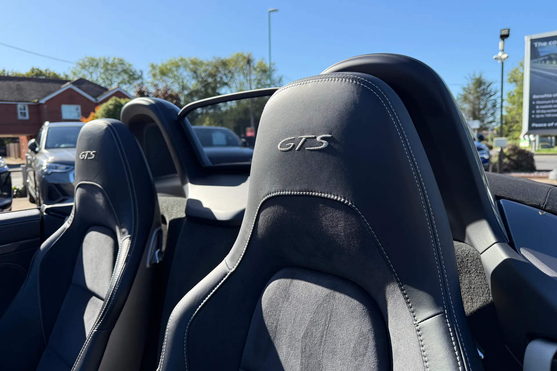 Porsche BOXSTER thumbnail image number 27