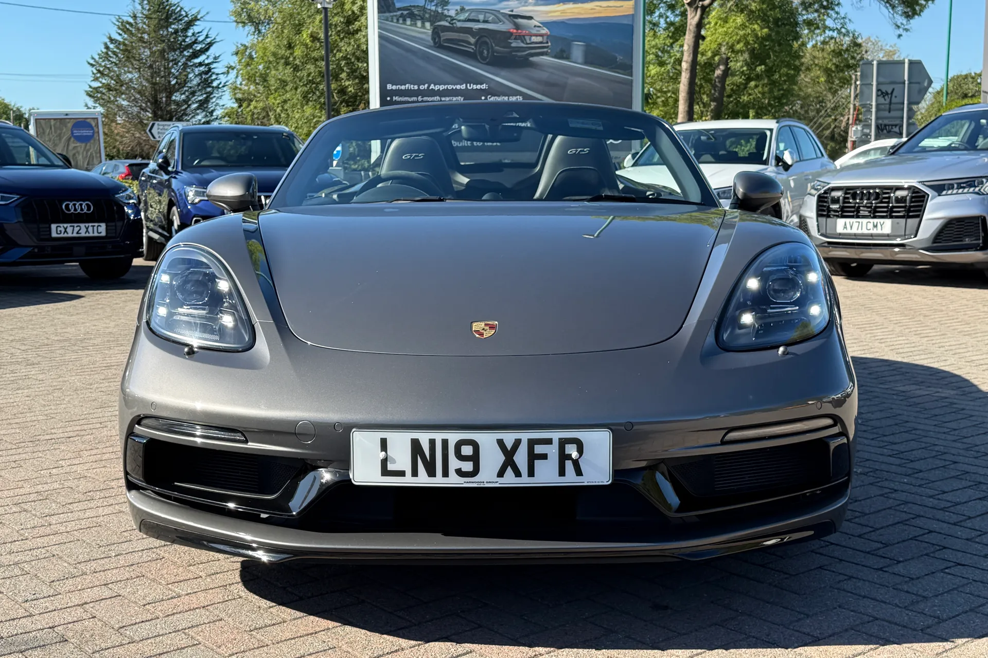 Porsche BOXSTER thumbnail image number 21