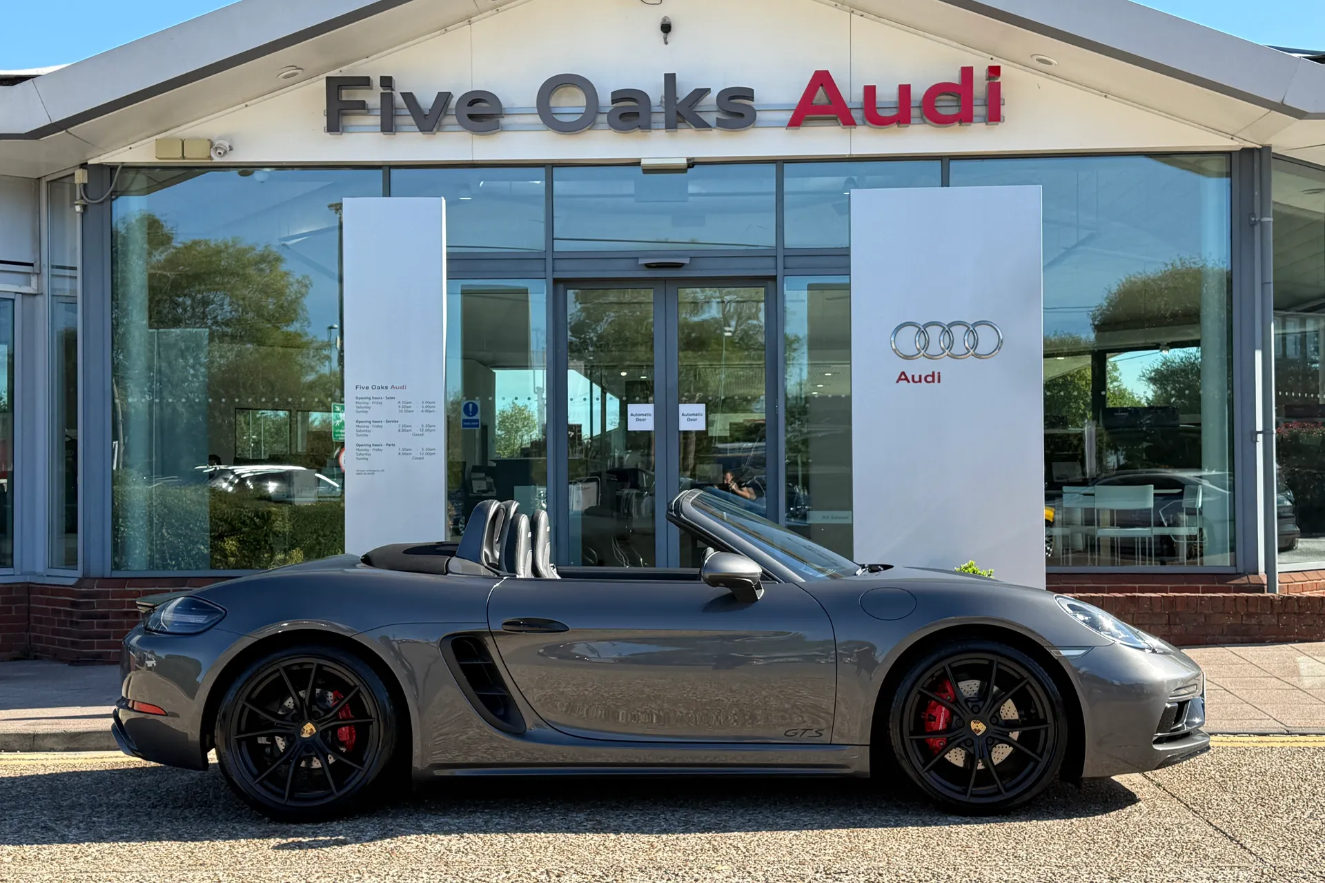 Porsche BOXSTER thumbnail image number 2