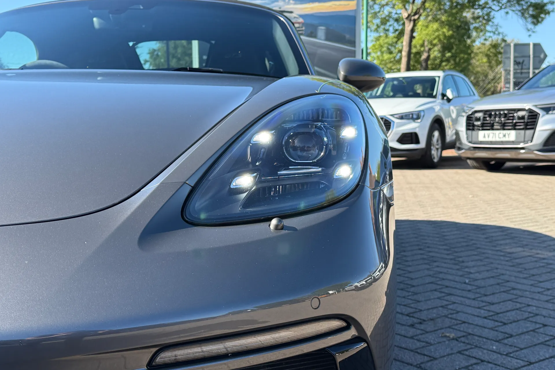Porsche BOXSTER thumbnail image number 49