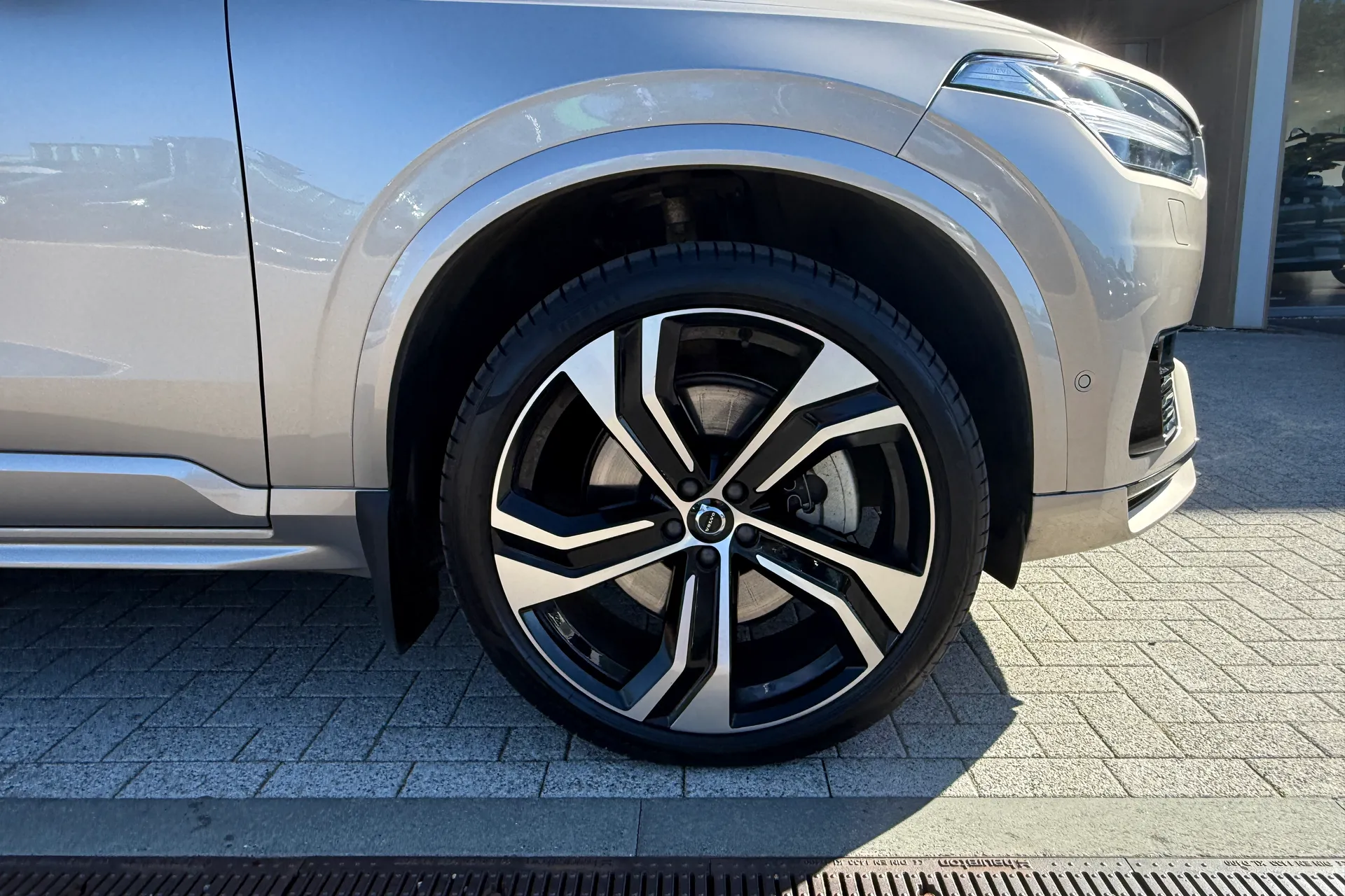 Volvo XC90 thumbnail image number 15