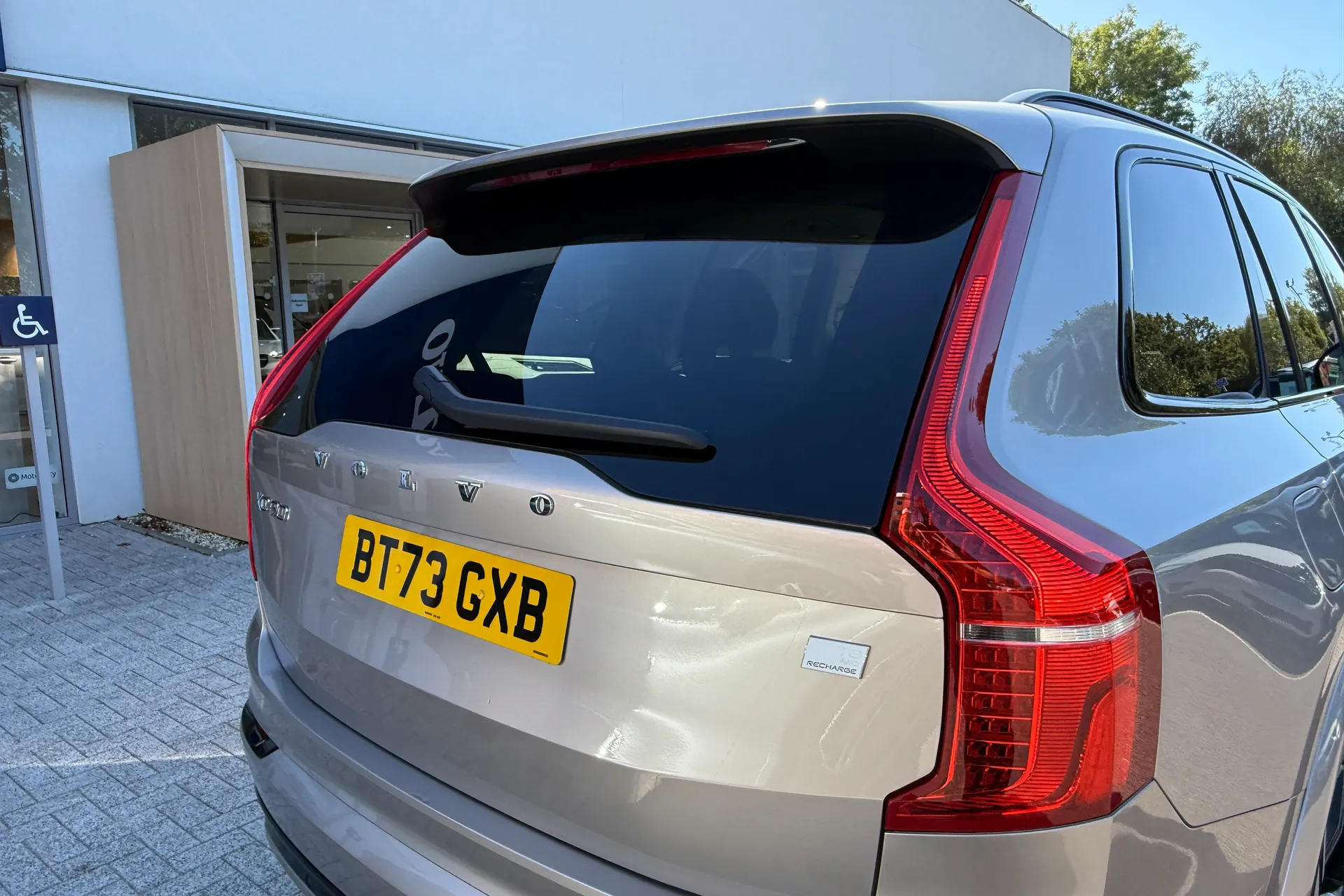 Volvo XC90 thumbnail image number 19