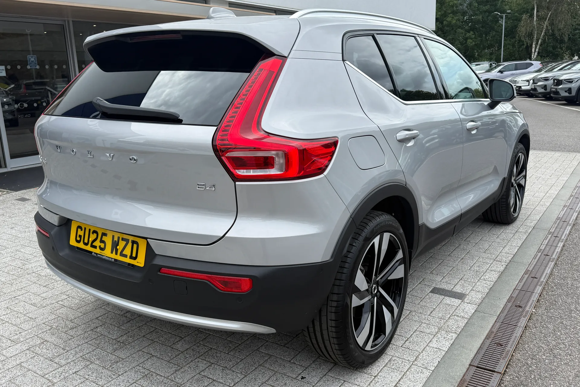 Volvo XC40 thumbnail image number 8