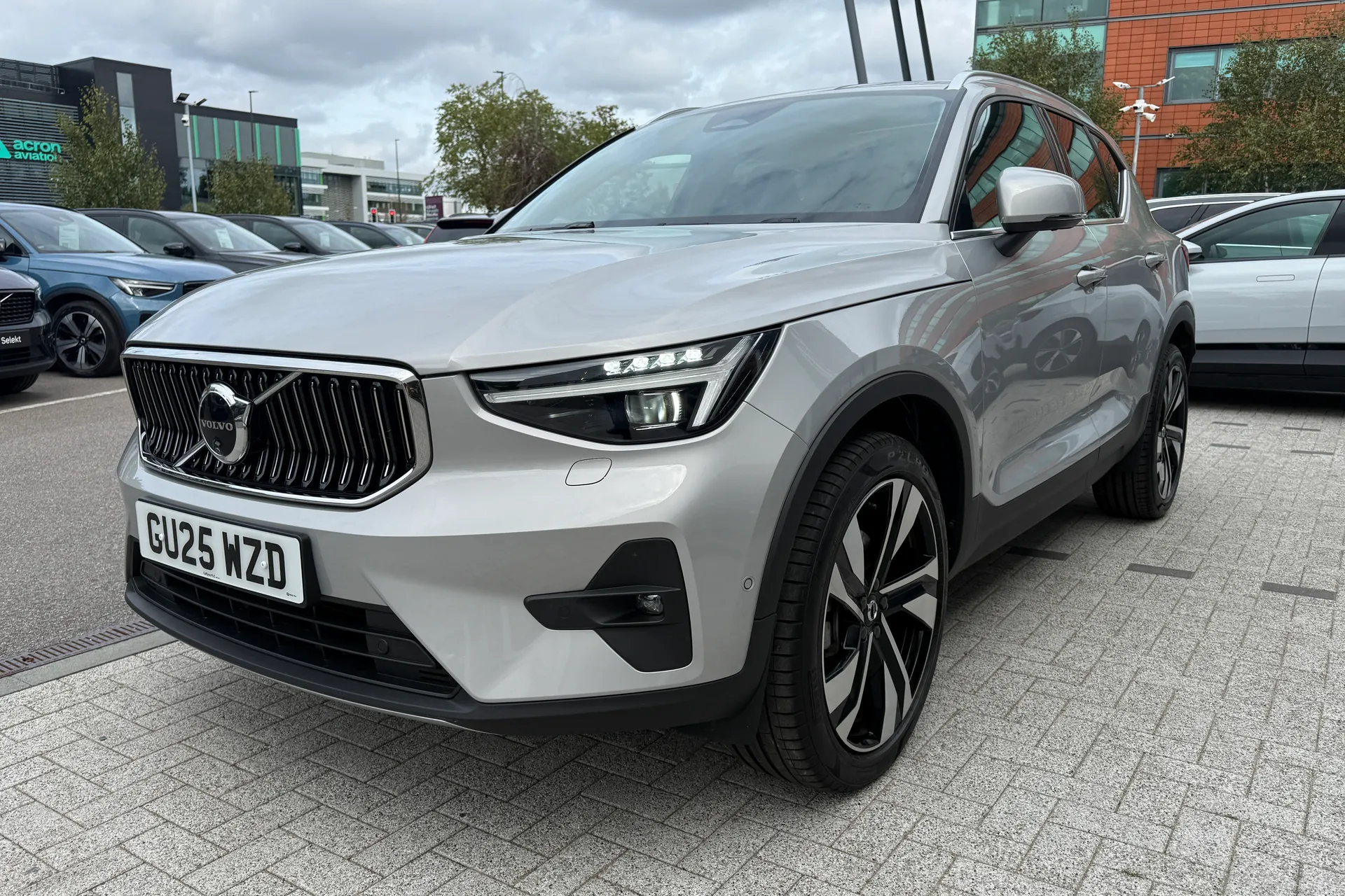 Volvo XC40 thumbnail image number 12