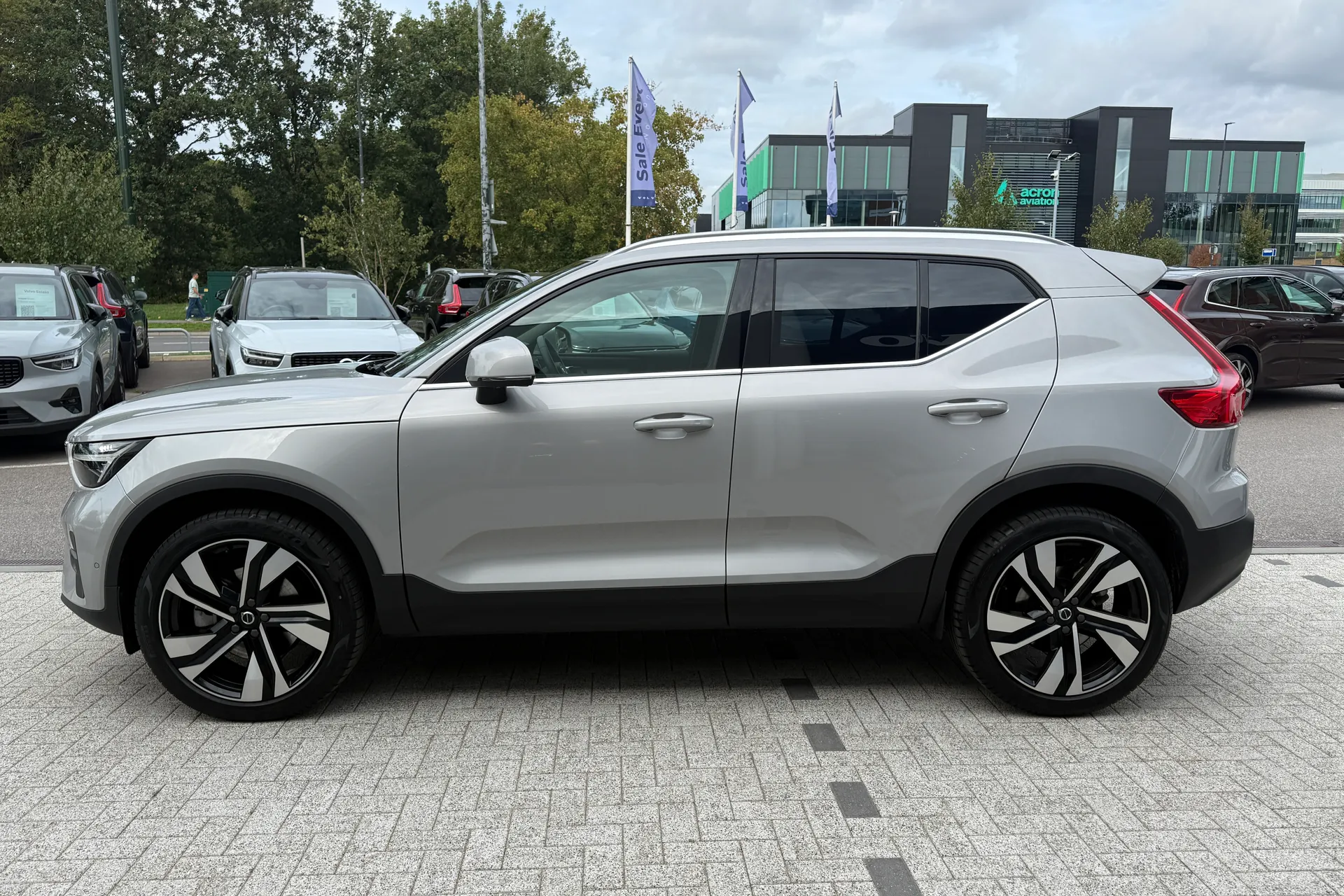 Volvo XC40 thumbnail image number 11
