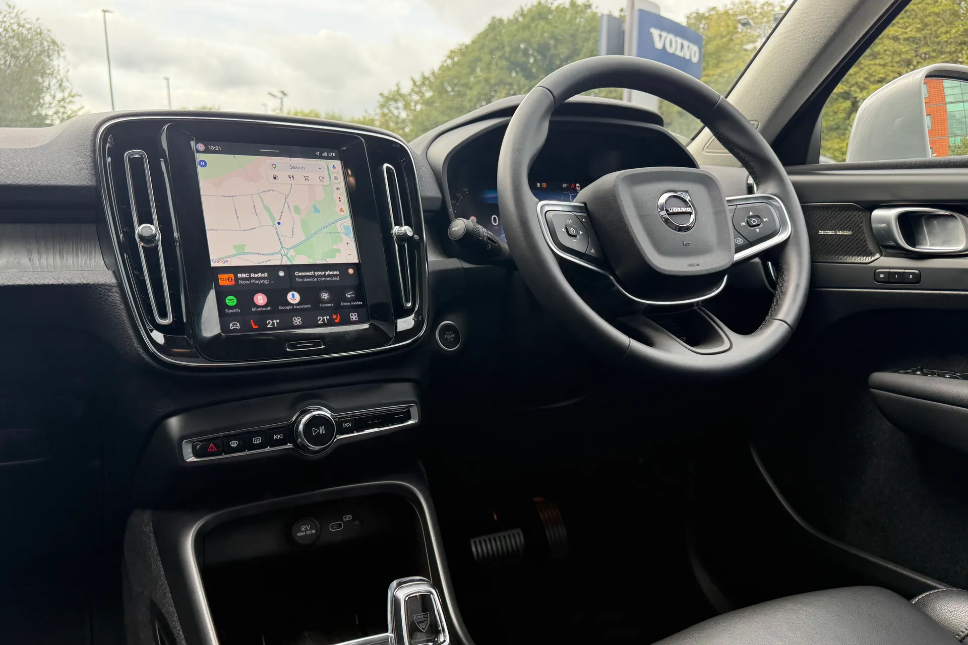 Volvo XC40 thumbnail image number 34