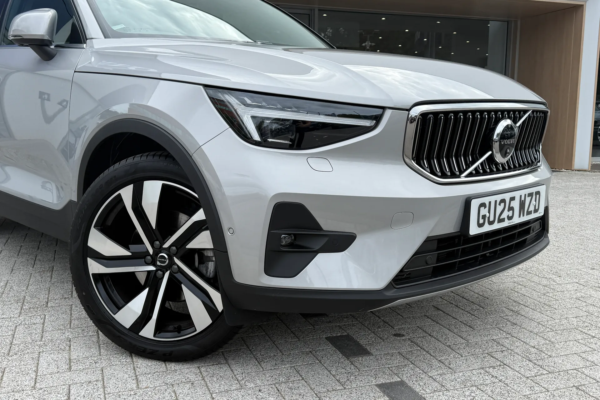 Volvo XC40 thumbnail image number 7