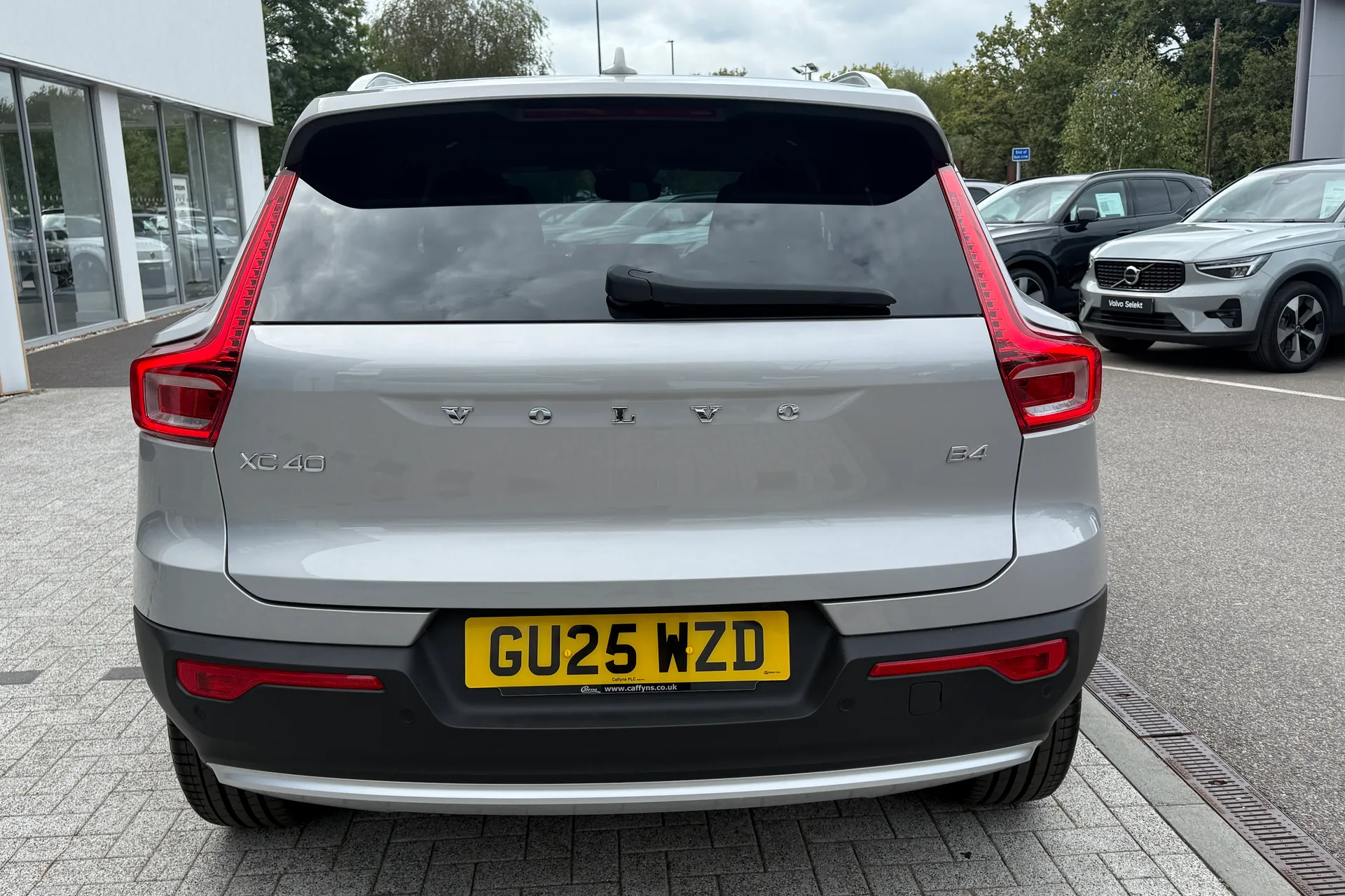 Volvo XC40 thumbnail image number 9