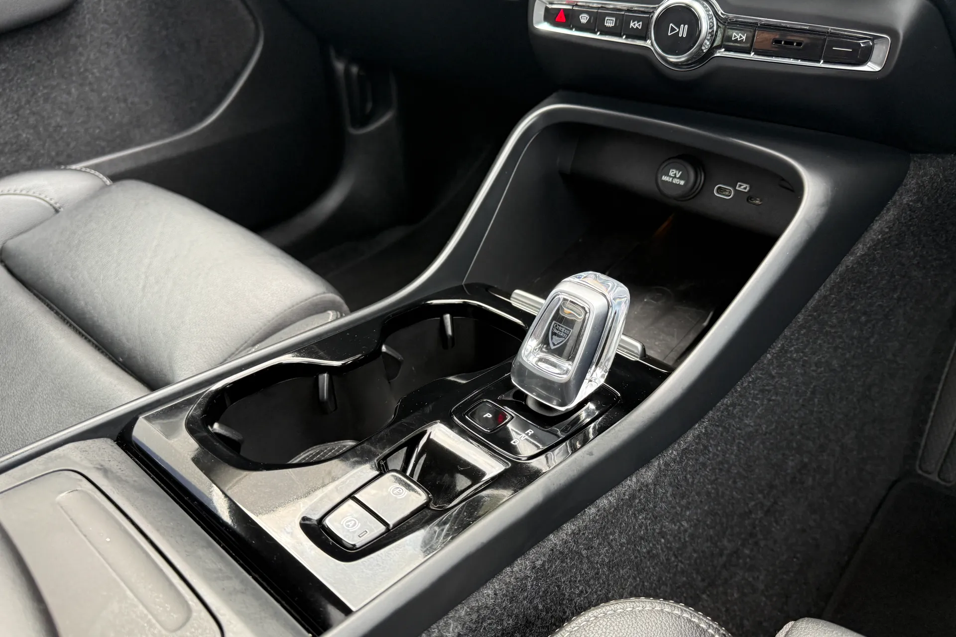 Volvo XC40 thumbnail image number 41