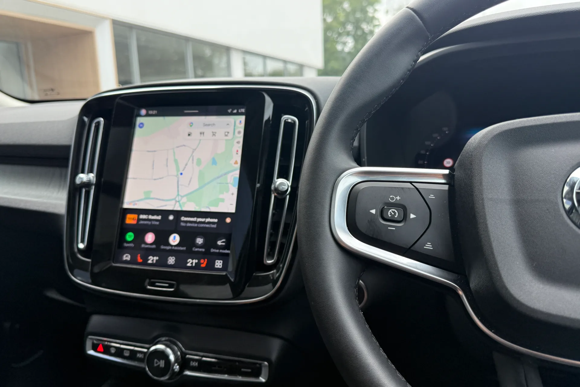 Volvo XC40 thumbnail image number 35