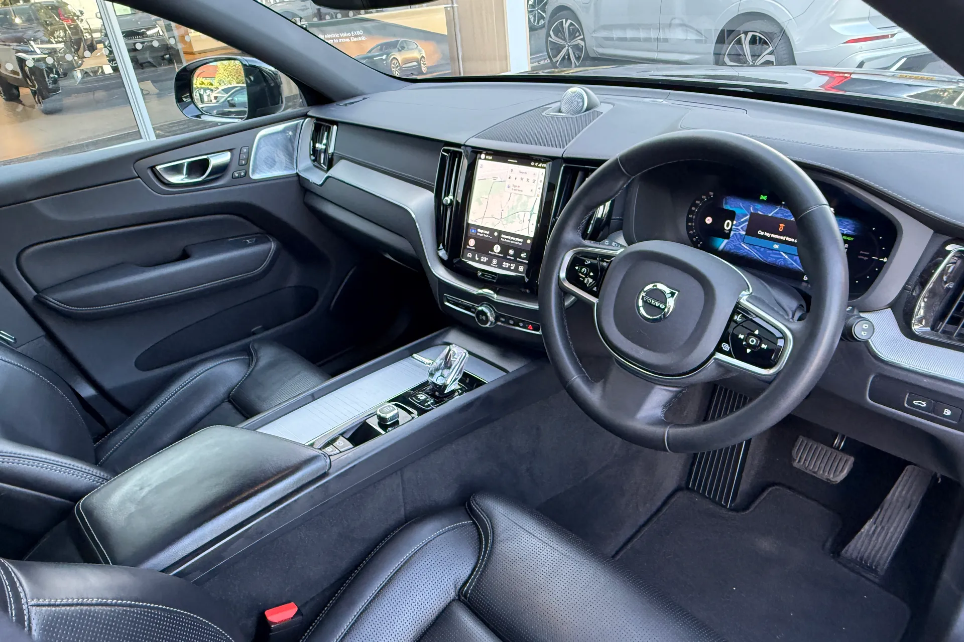 Volvo XC60 thumbnail image number 6