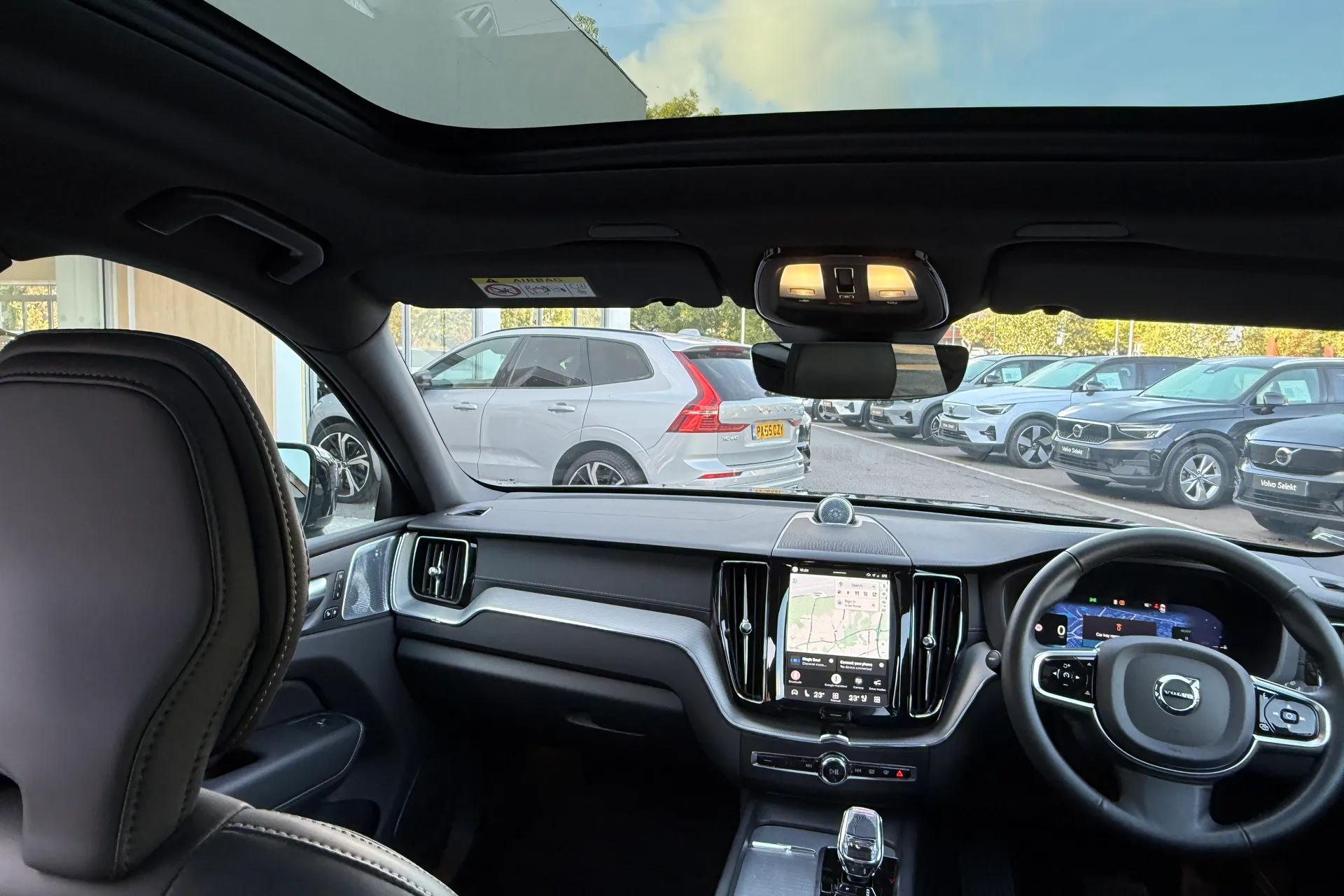 Volvo XC60 thumbnail image number 31