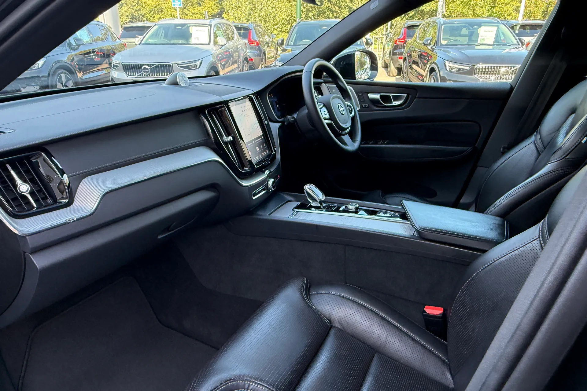 Volvo XC60 thumbnail image number 27