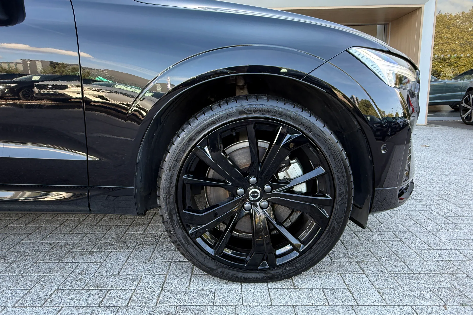 Volvo XC60 thumbnail image number 14
