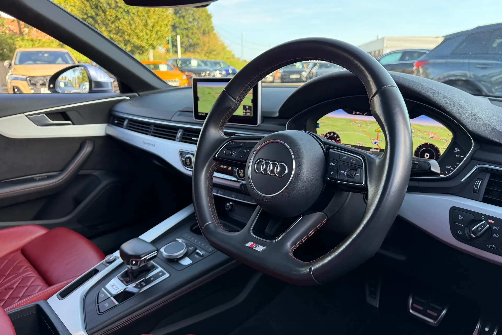 Audi A4 thumbnail image number 26