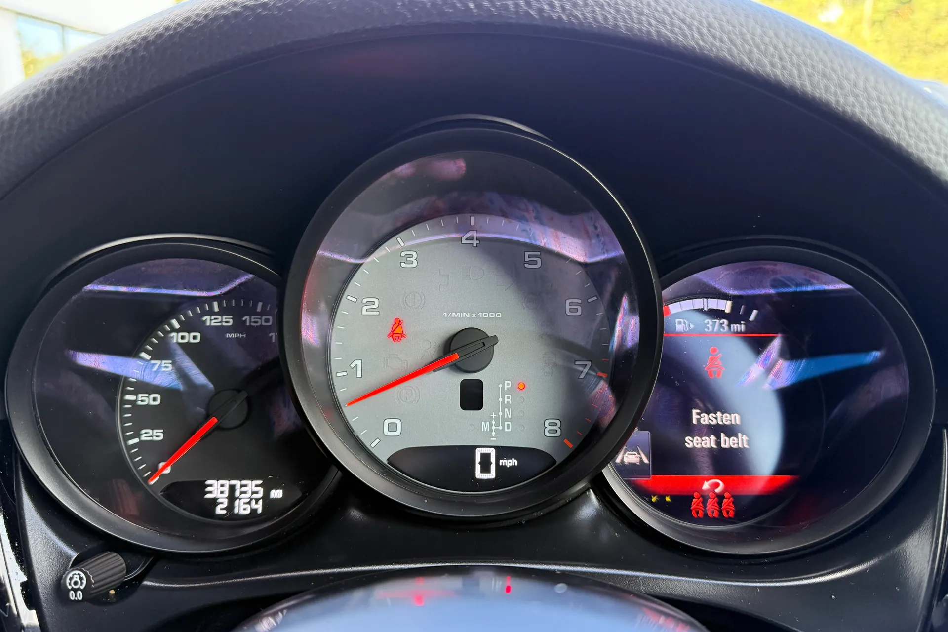Porsche MACAN thumbnail image number 40