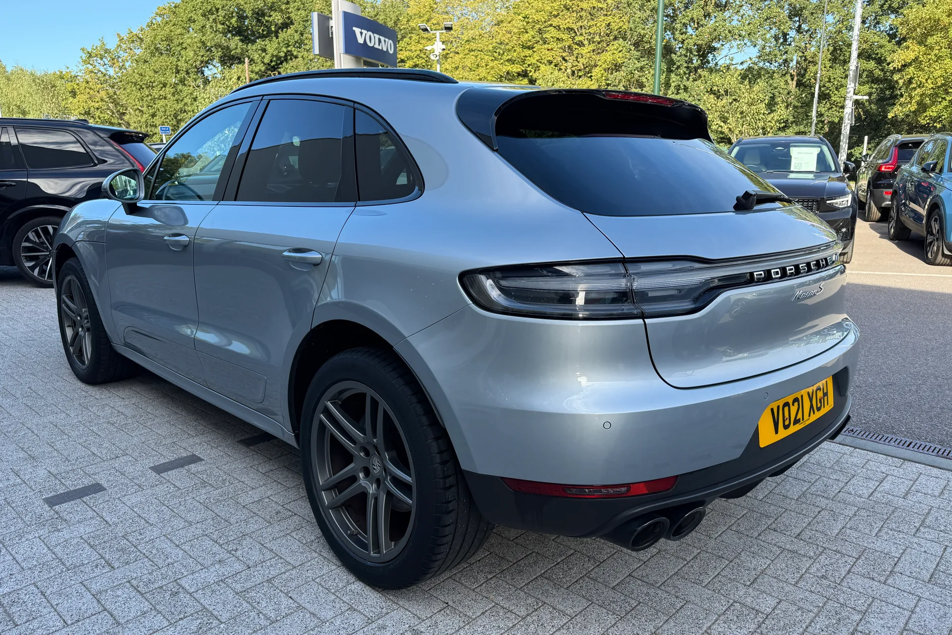 Porsche MACAN thumbnail image number 10