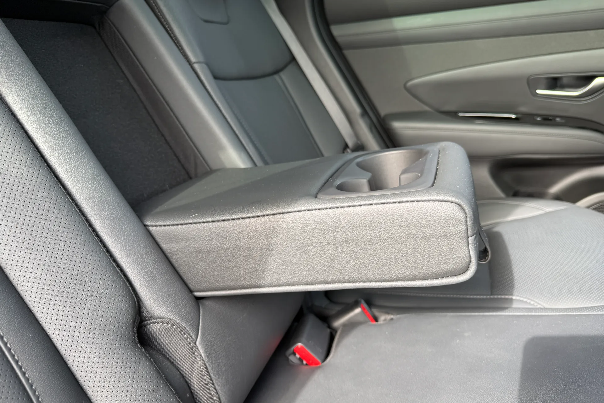 HYUNDAI TUCSON thumbnail image number 54