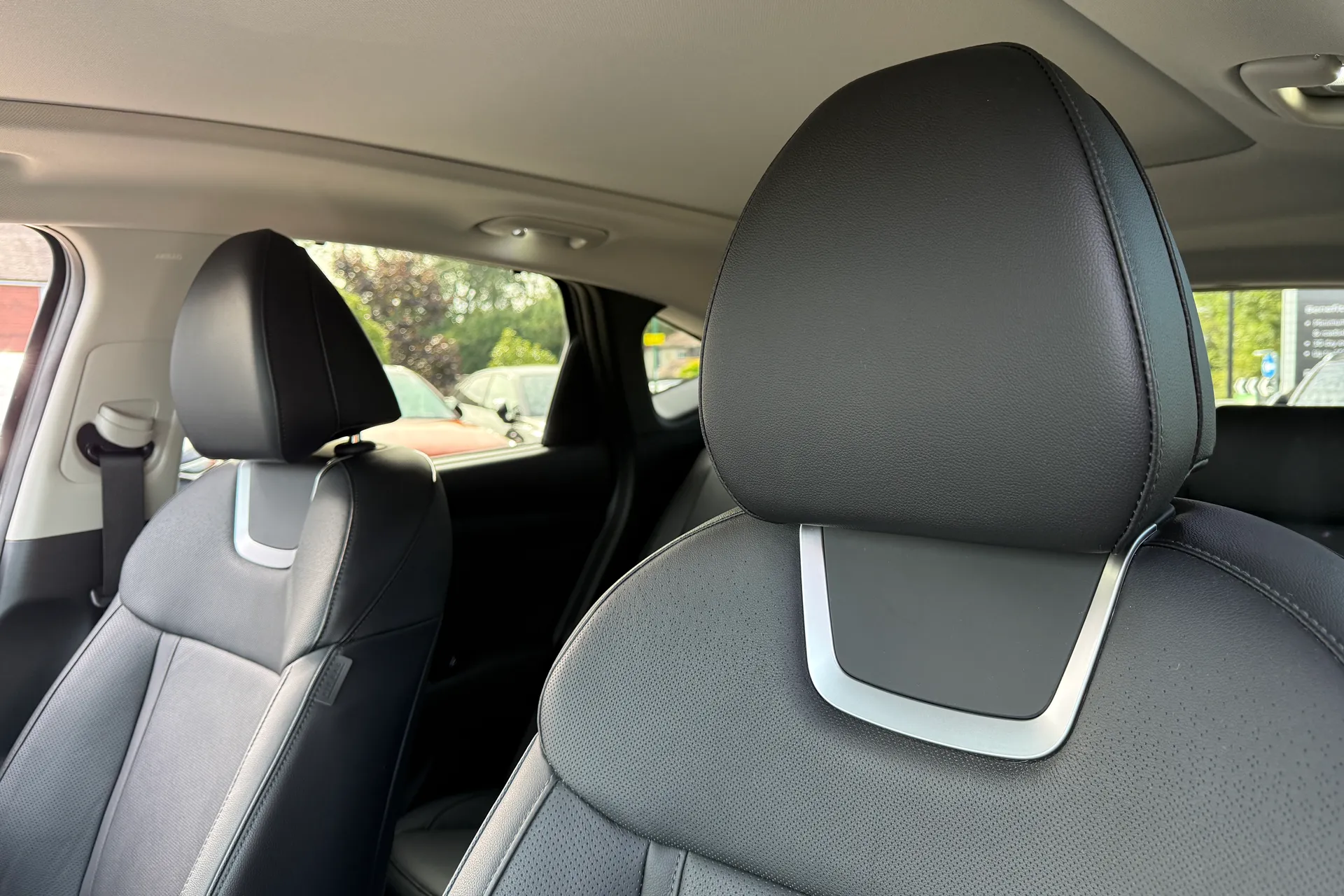HYUNDAI TUCSON thumbnail image number 37