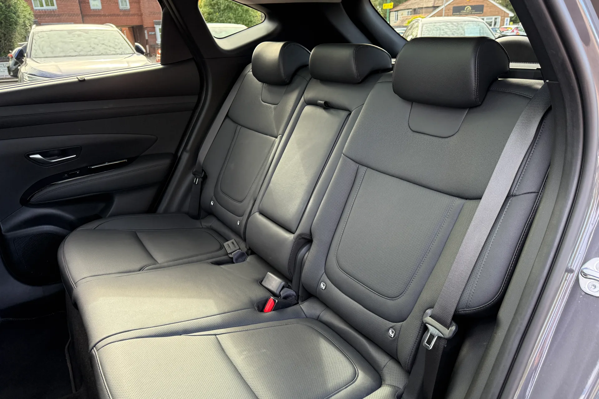 HYUNDAI TUCSON thumbnail image number 51