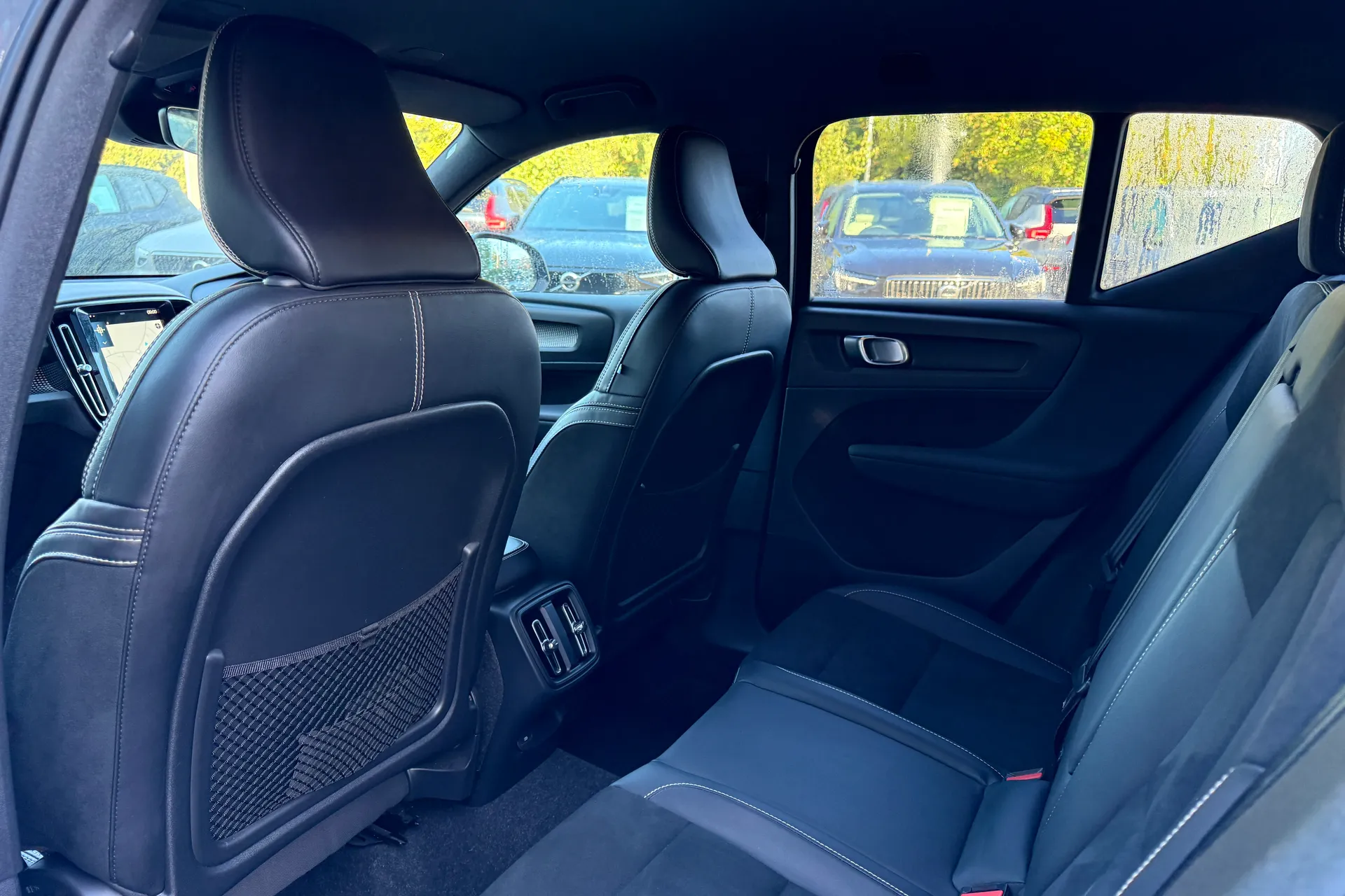 Volvo XC40 thumbnail image number 29