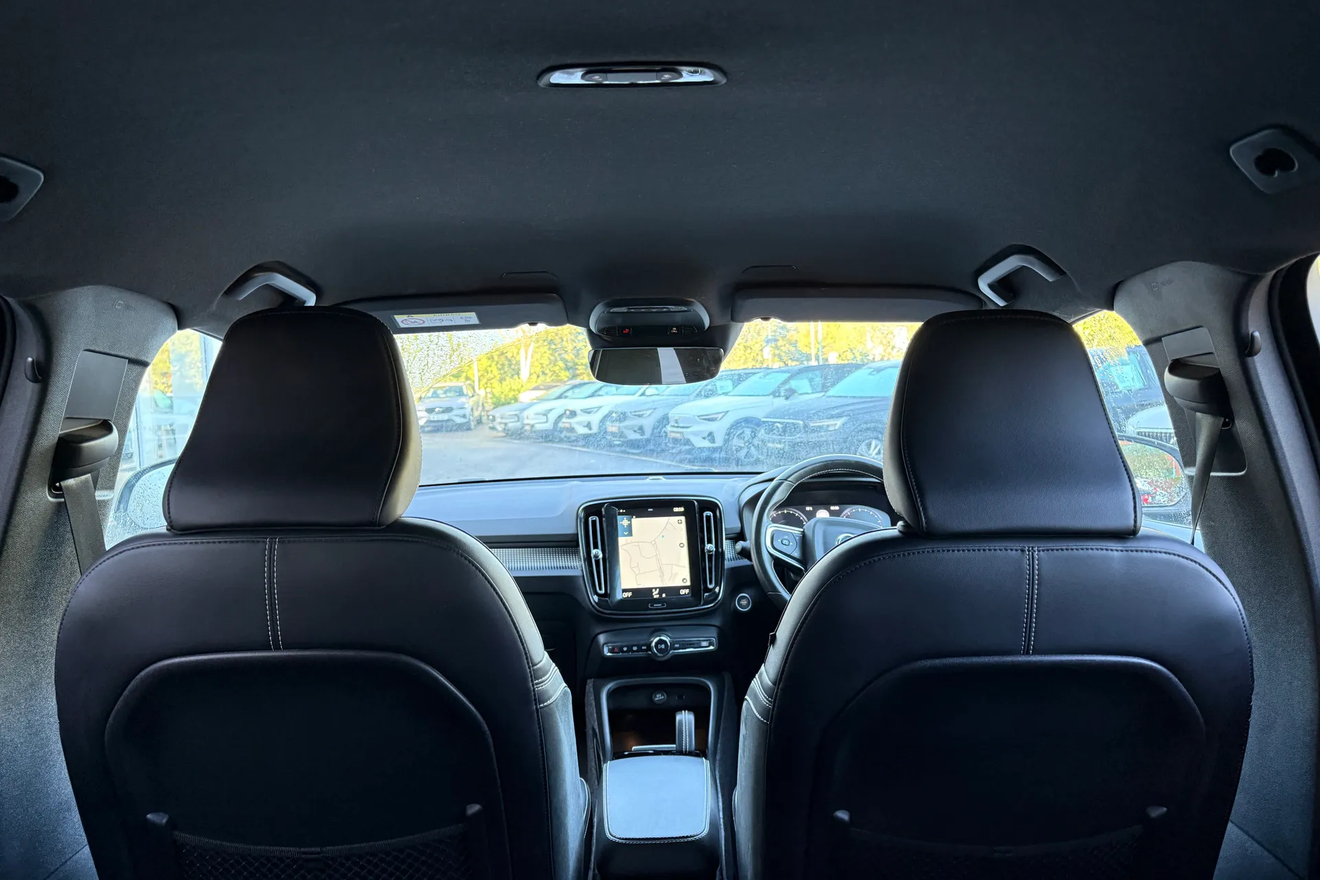 Volvo XC40 thumbnail image number 22
