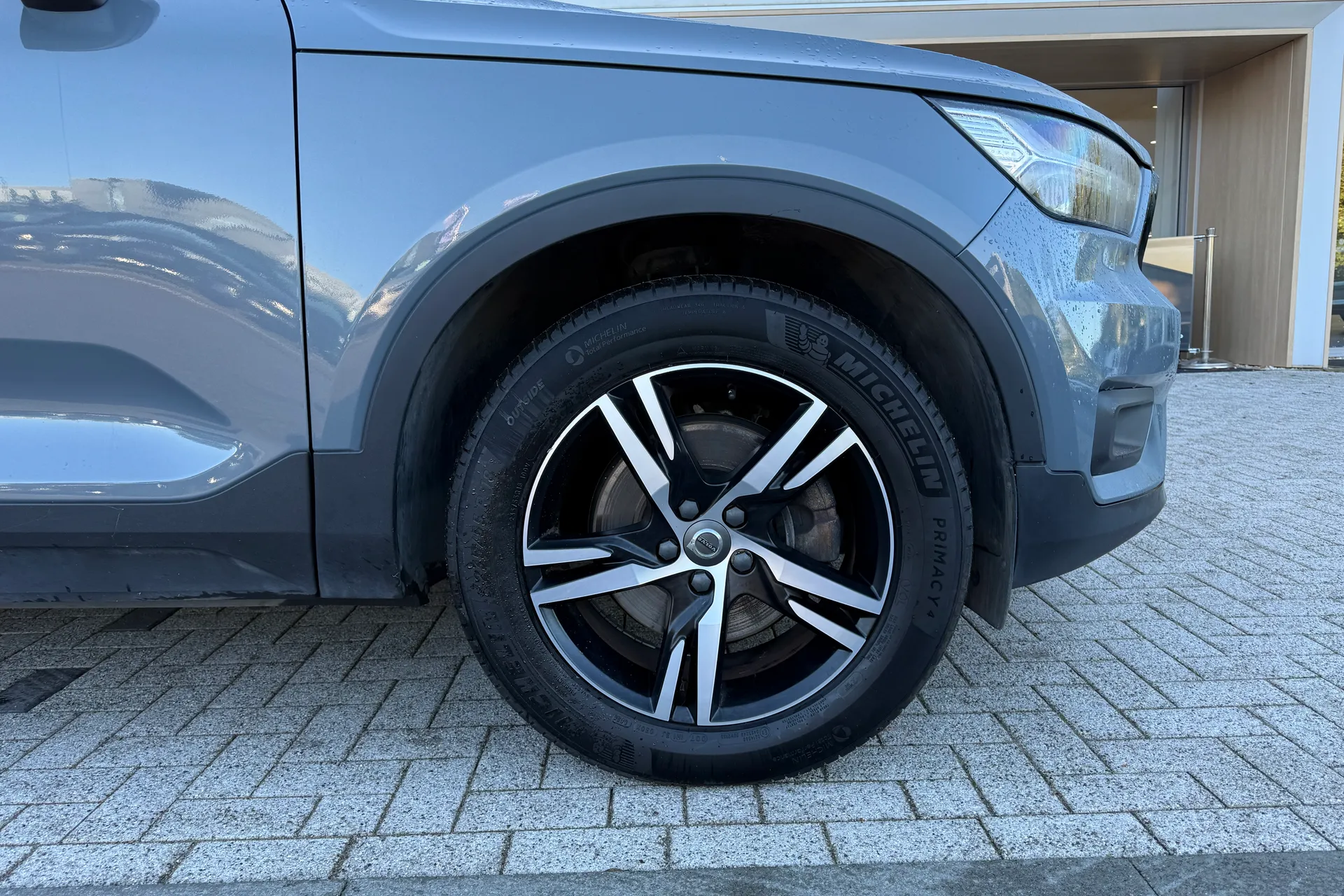 Volvo XC40 thumbnail image number 14