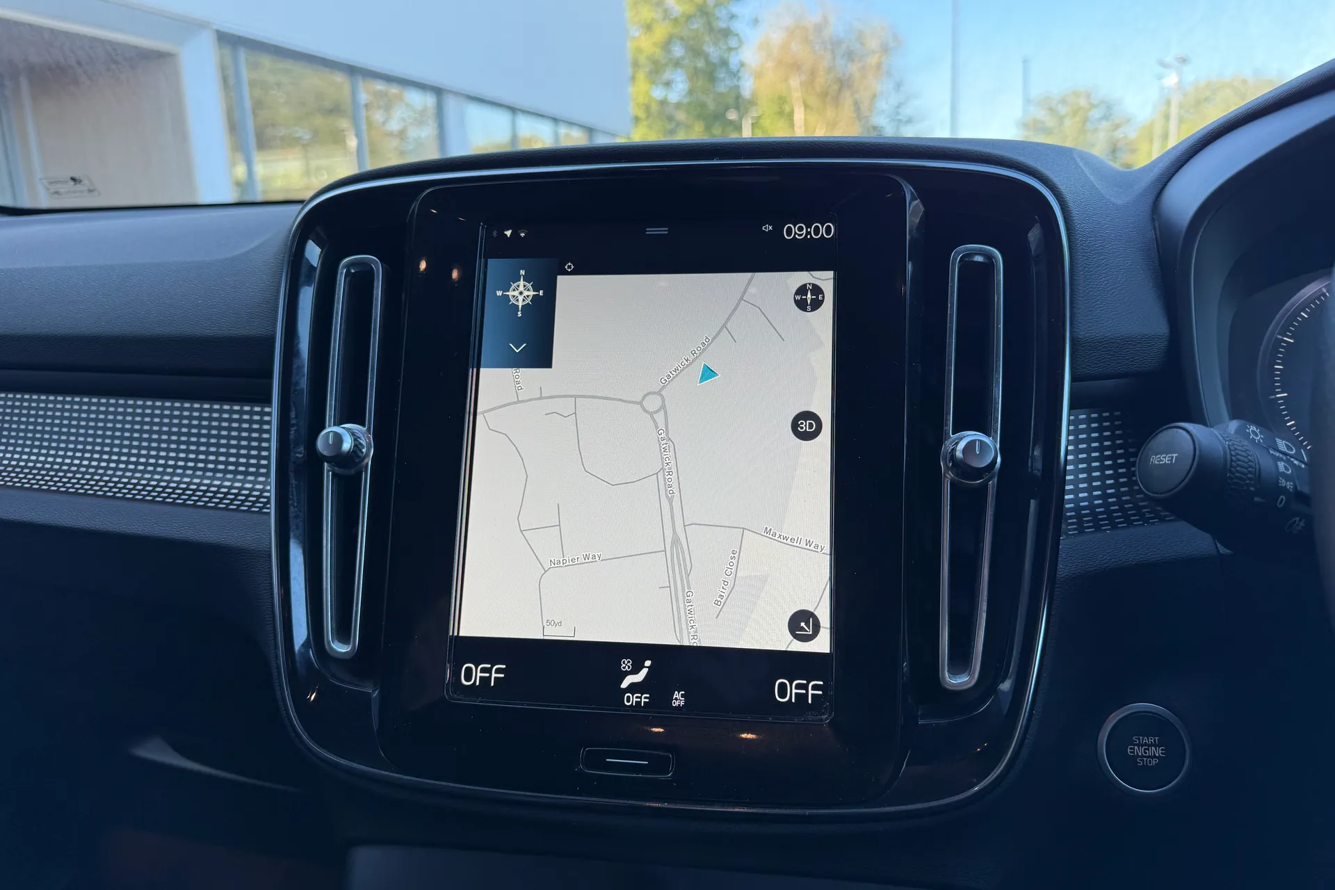 Volvo XC40 thumbnail image number 5