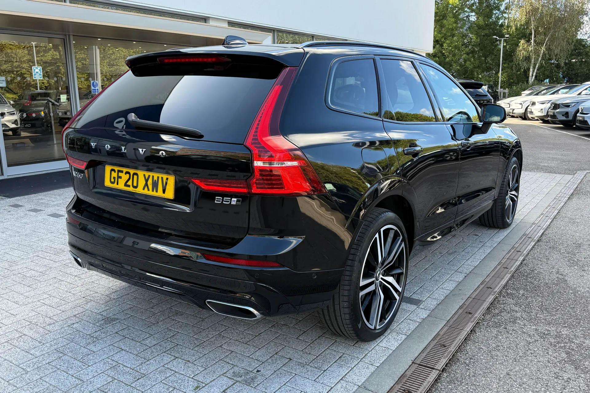 Volvo XC60 thumbnail image number 8