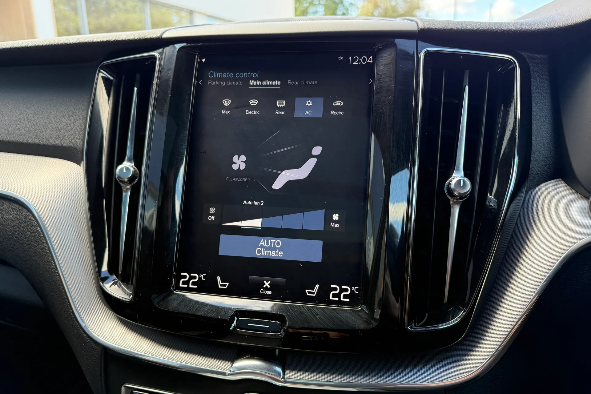 Volvo XC60 thumbnail image number 38