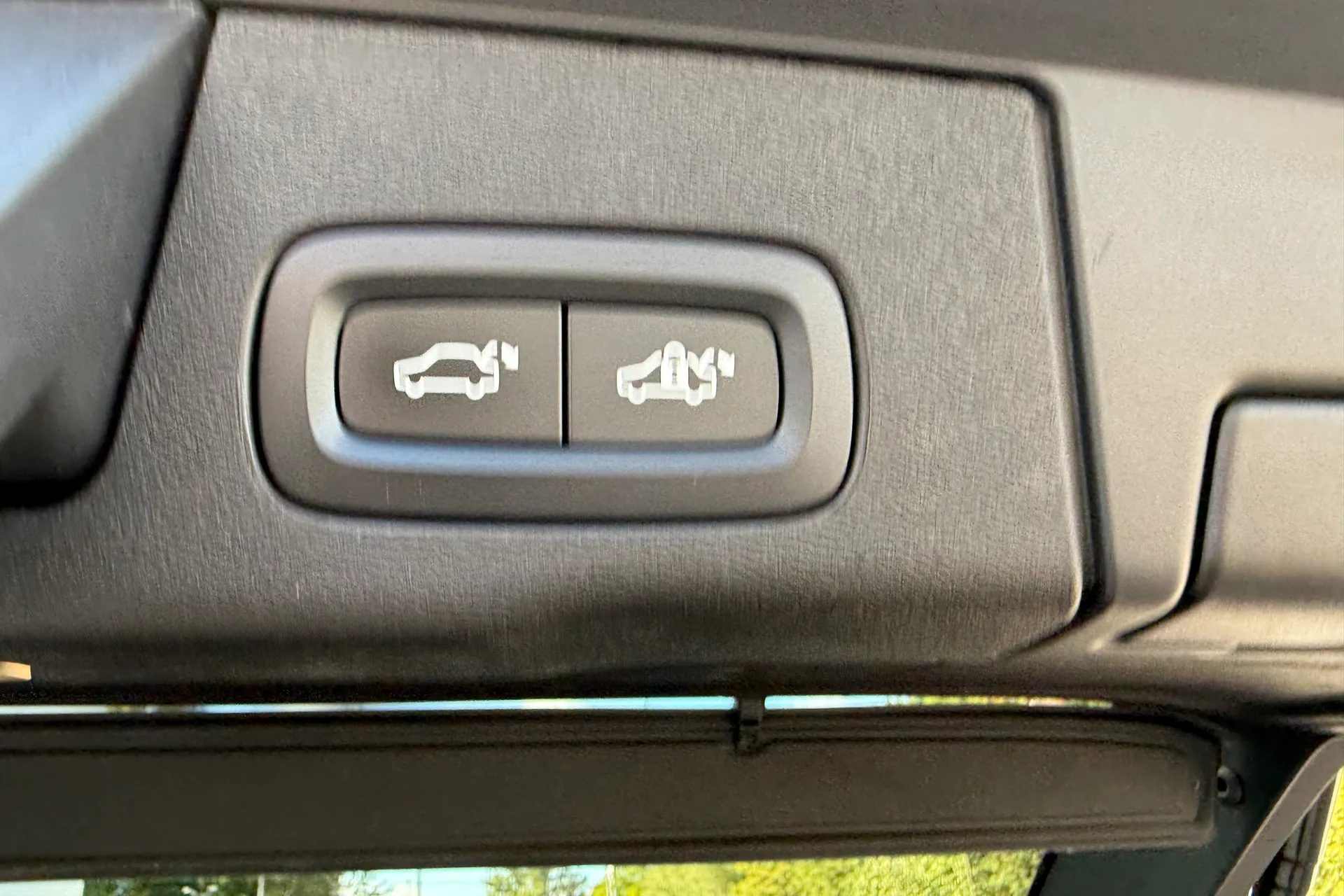 Volvo XC60 thumbnail image number 21