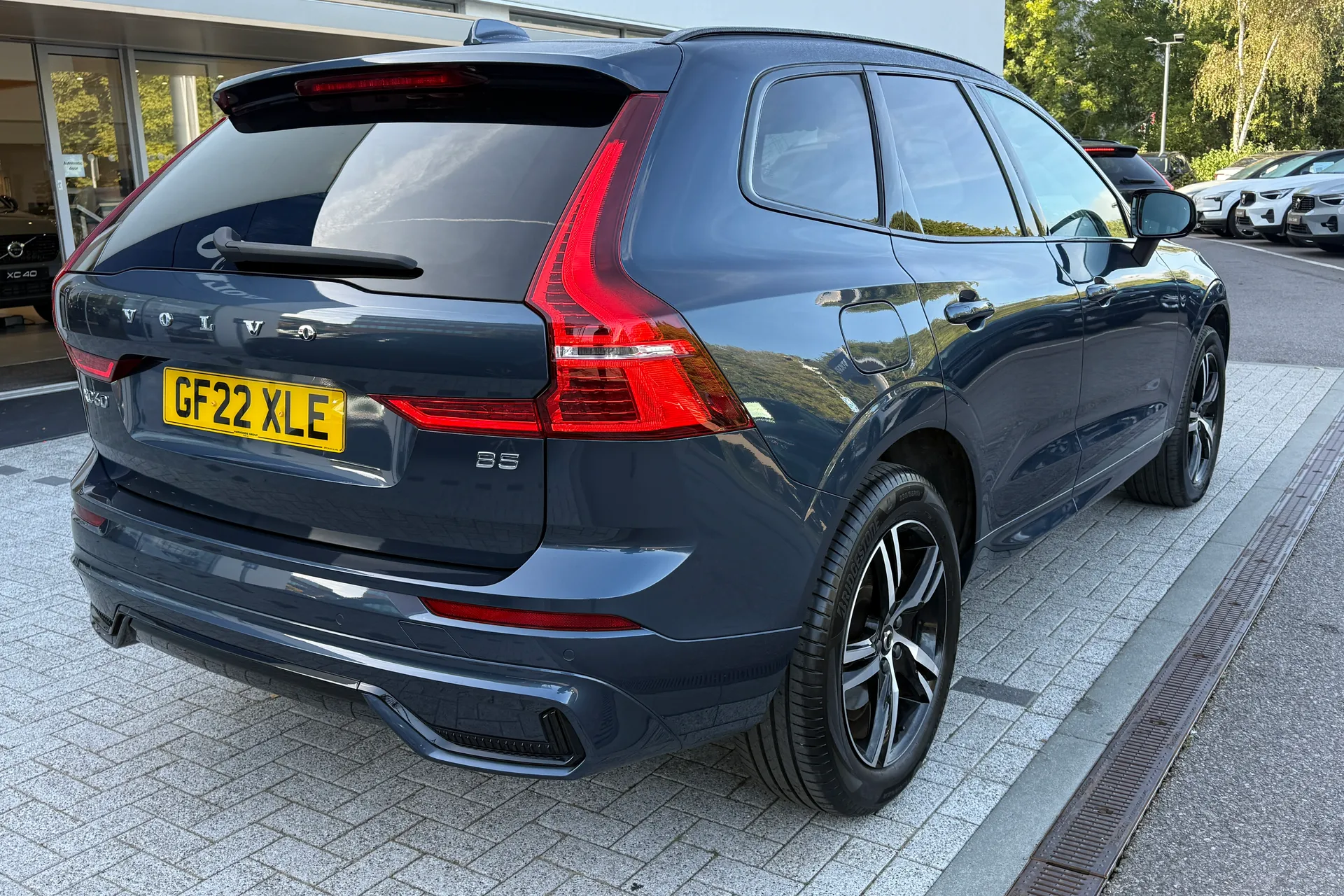 Volvo XC60 thumbnail image number 8