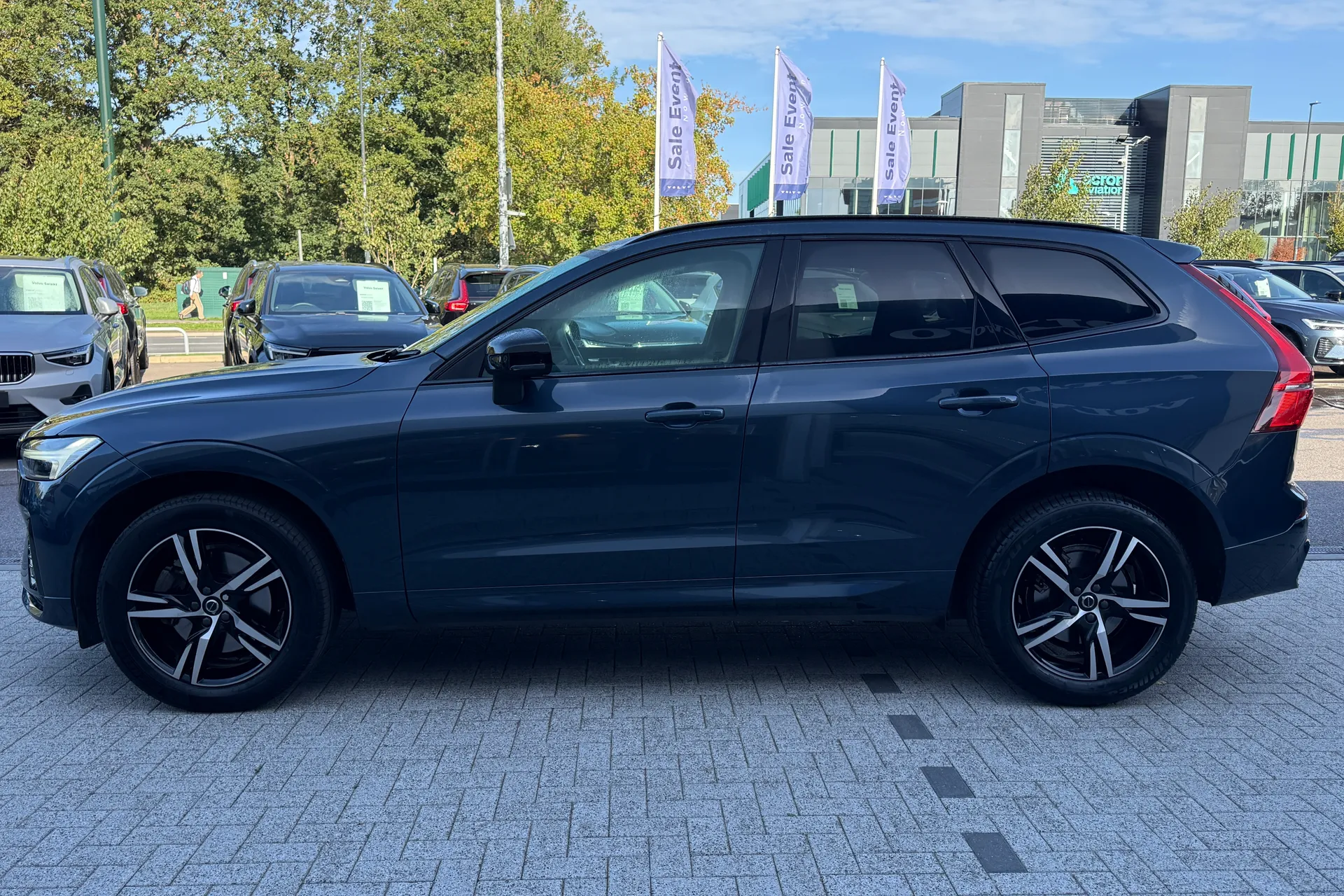 Volvo XC60 thumbnail image number 11