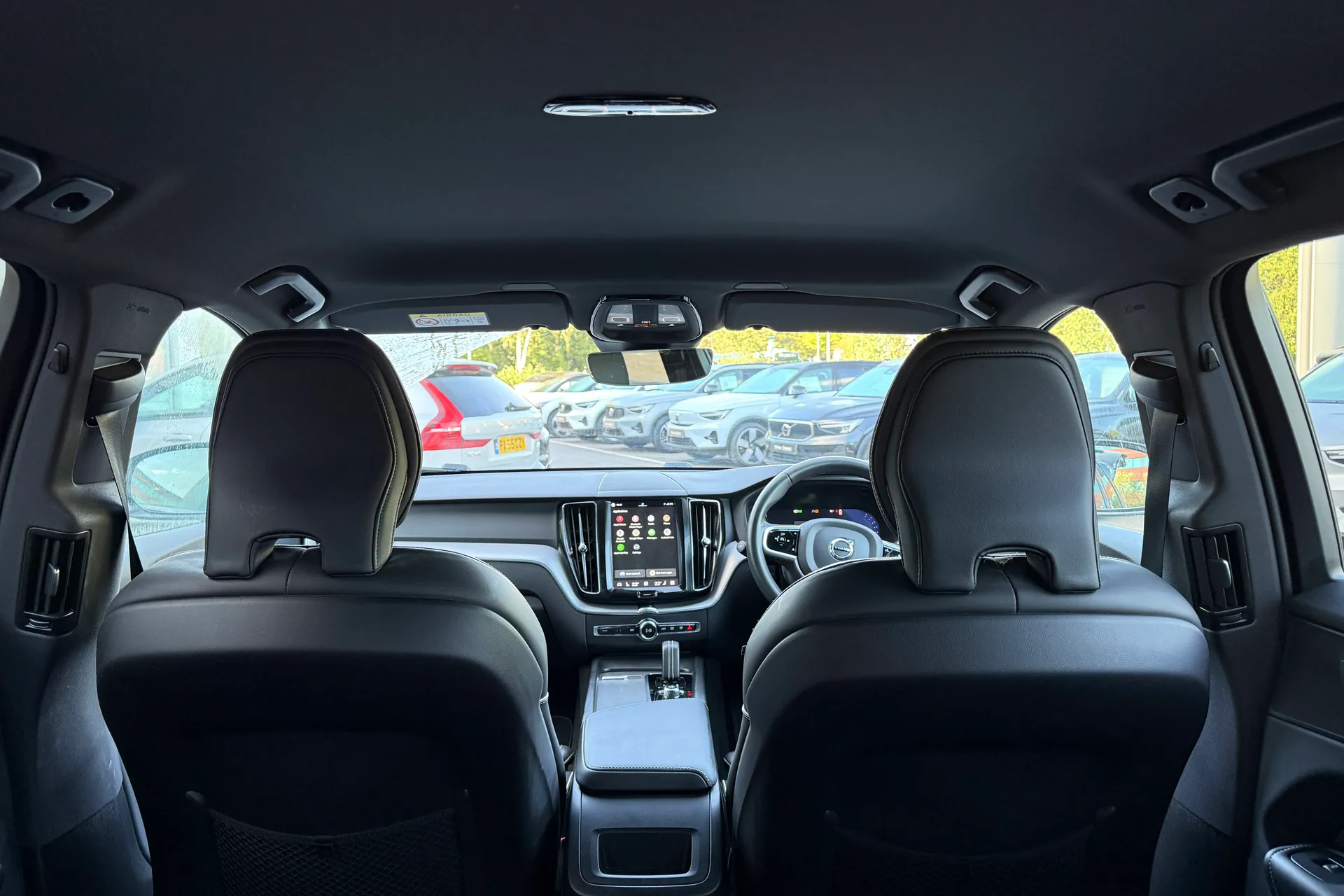 Volvo XC60 thumbnail image number 22