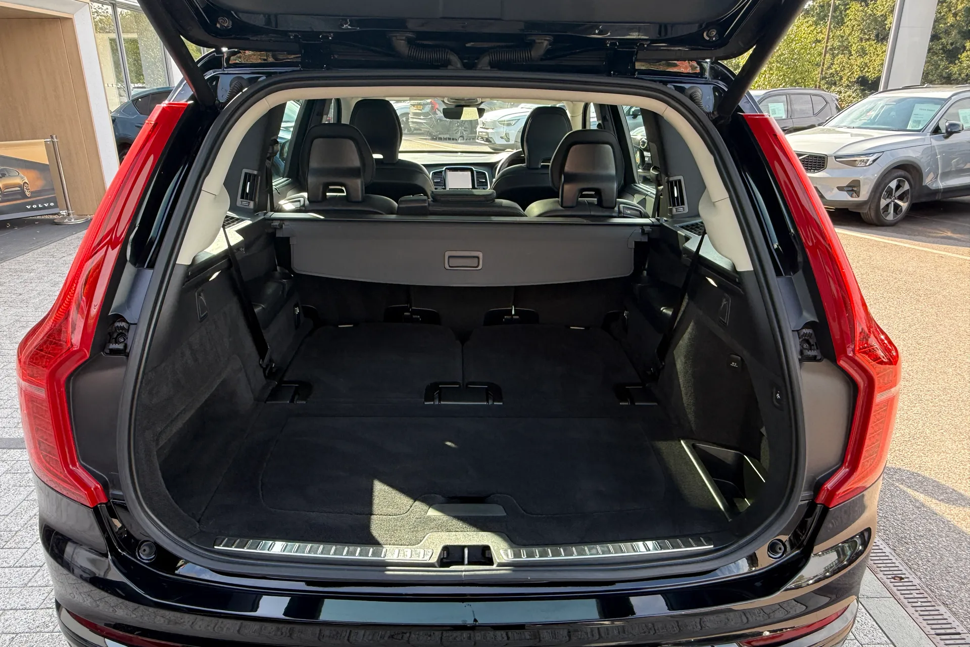 Volvo XC90 thumbnail image number 23