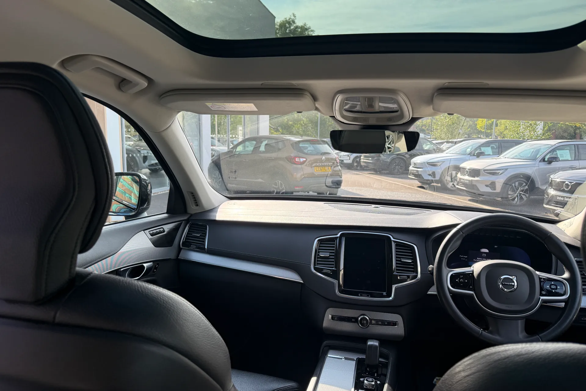 Volvo XC90 thumbnail image number 34