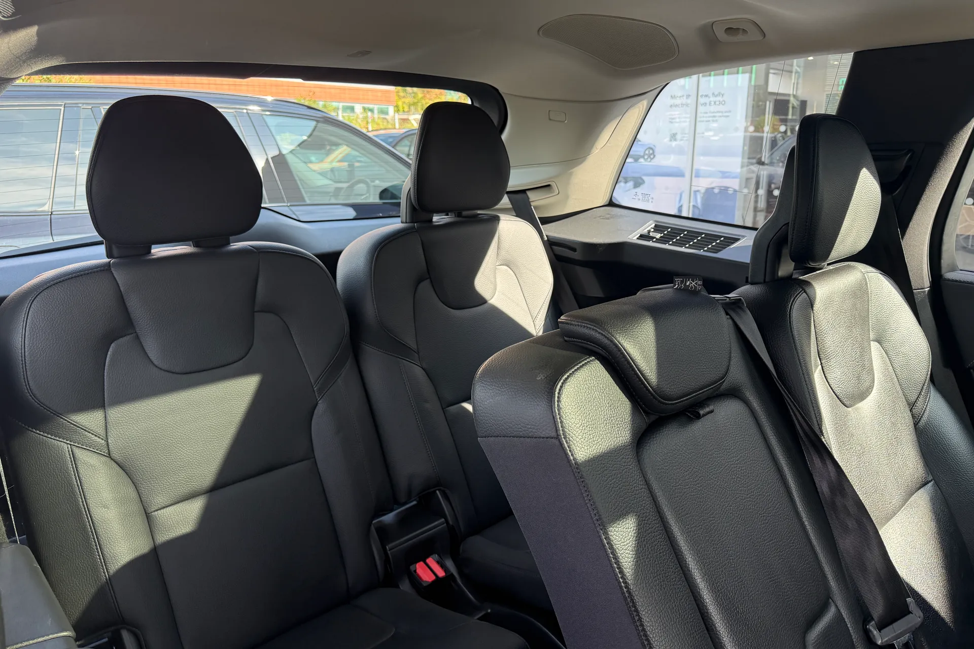 Volvo XC90 thumbnail image number 9