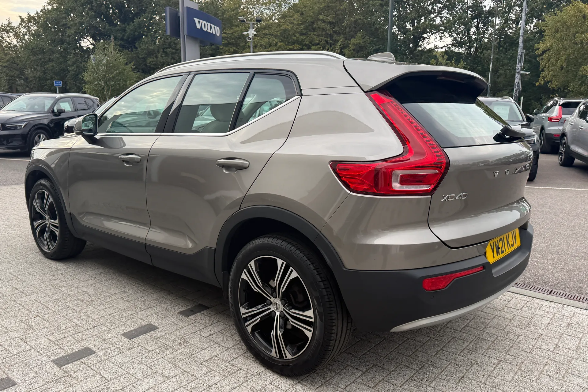 Volvo XC40 thumbnail image number 10