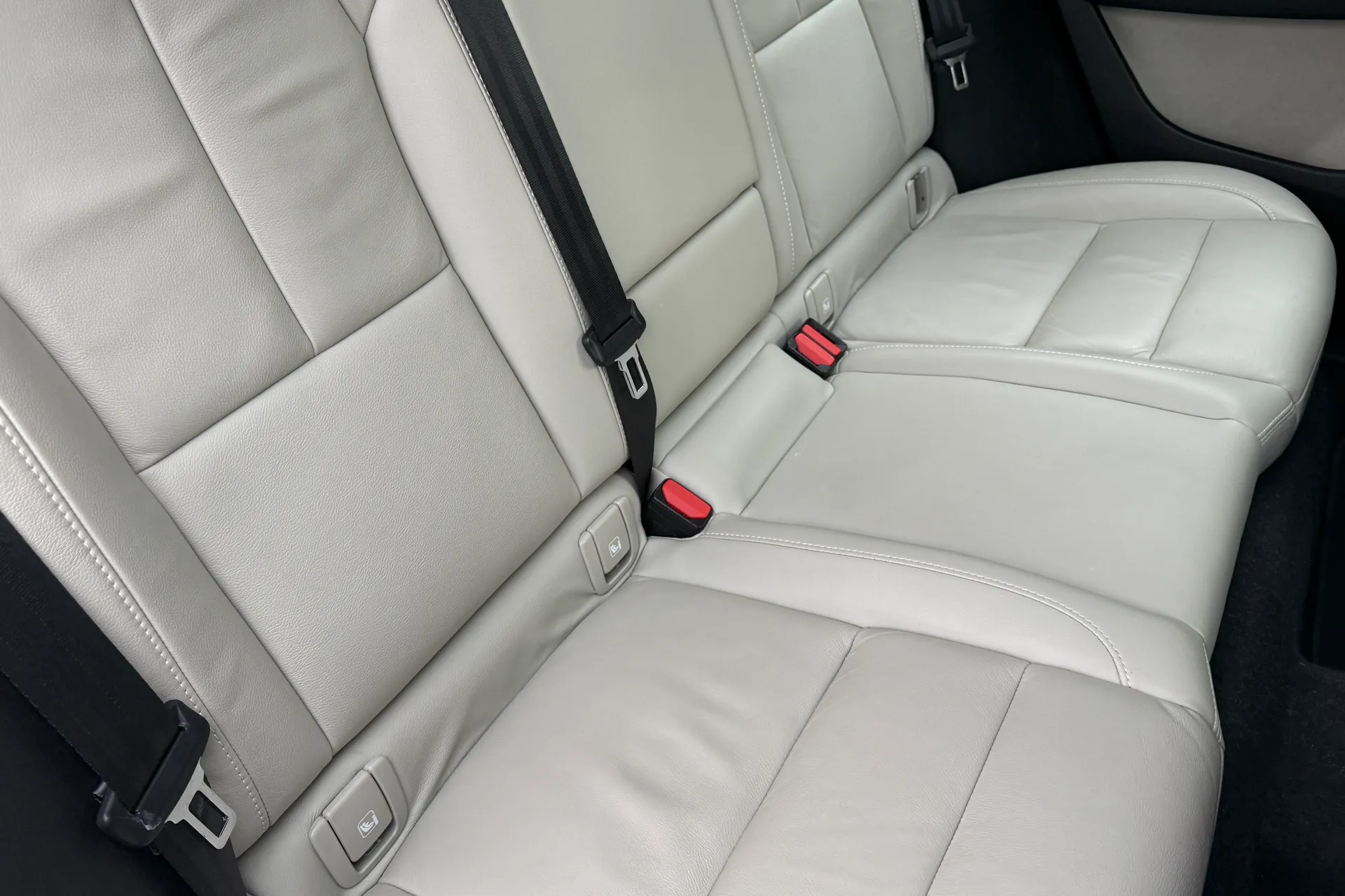 Volvo XC40 thumbnail image number 25