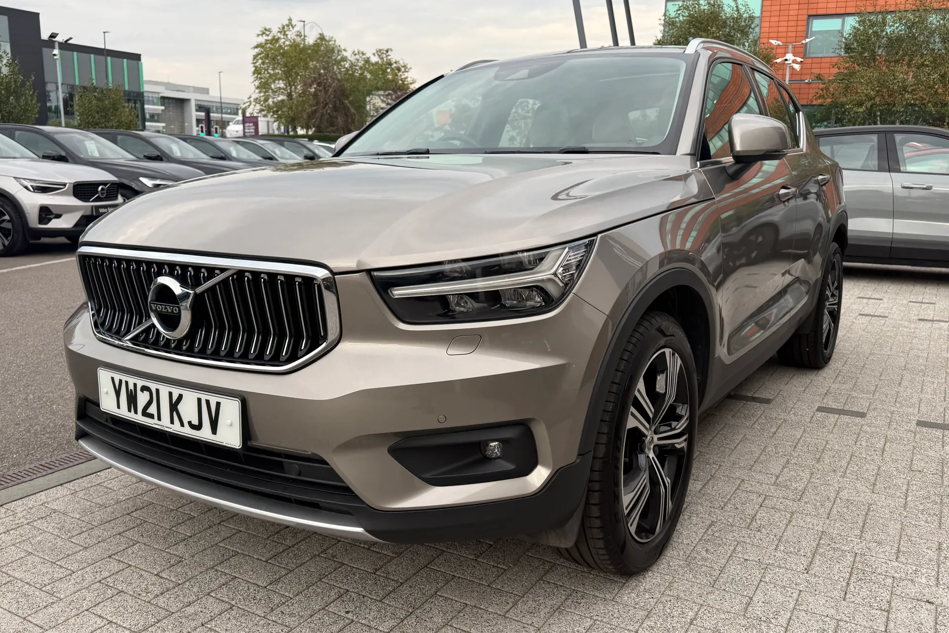 Volvo XC40 thumbnail image number 12