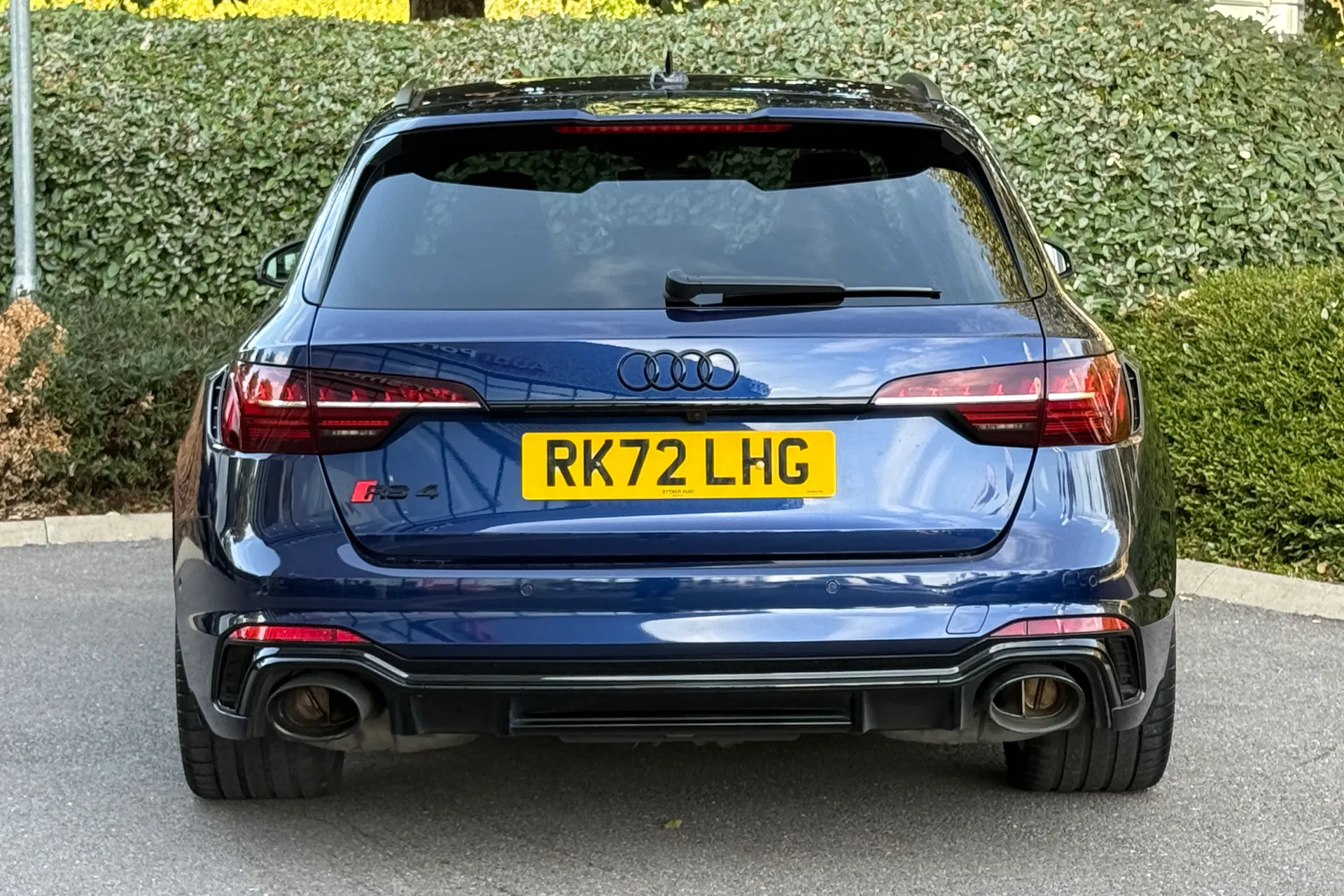 Audi RS4 thumbnail image number 10