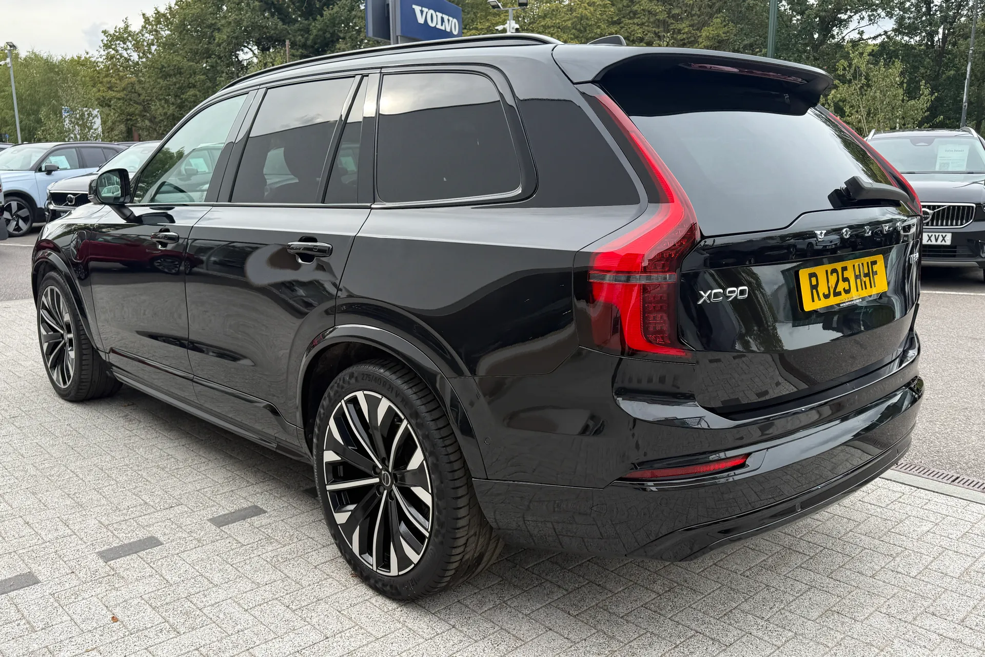Volvo XC90 thumbnail image number 12