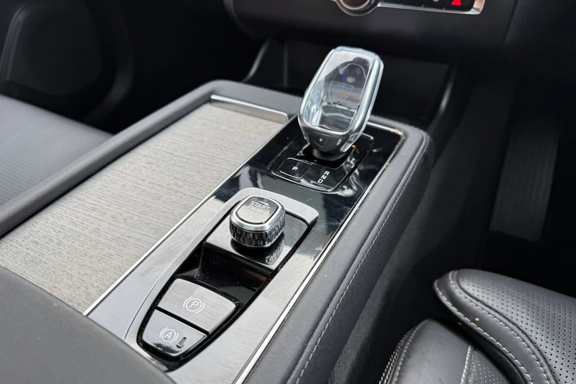 Volvo XC90 thumbnail image number 45