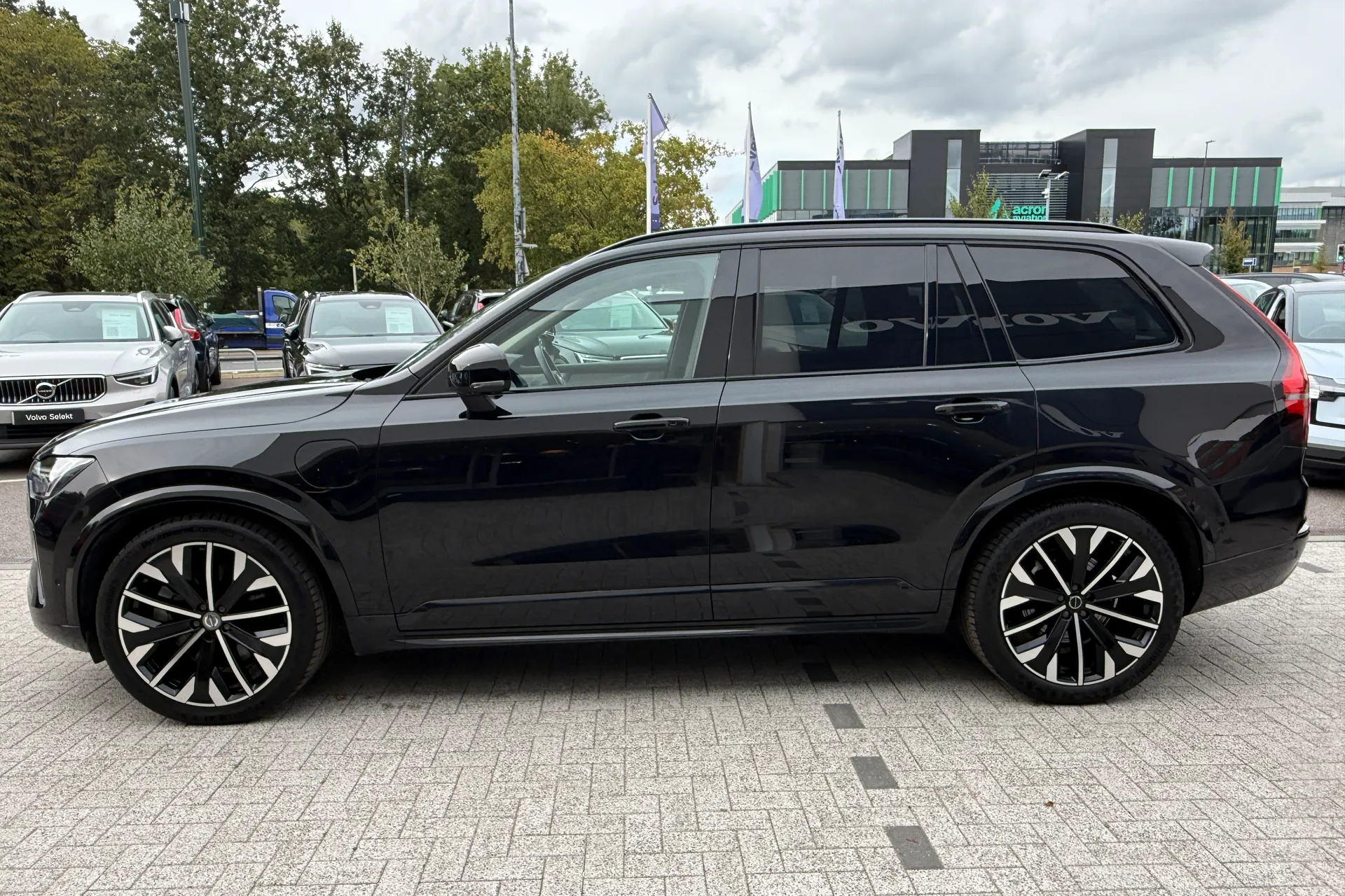 Volvo XC90 thumbnail image number 13